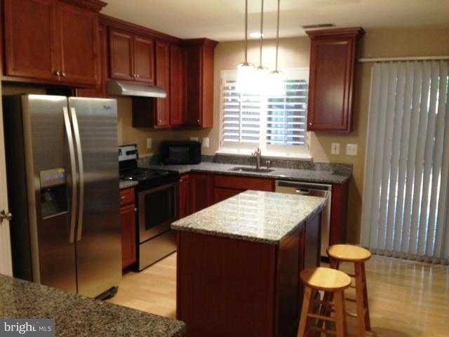 SOUTH RIDING - Residential Lease