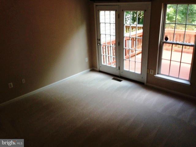 SOUTH RIDING - Residential Lease