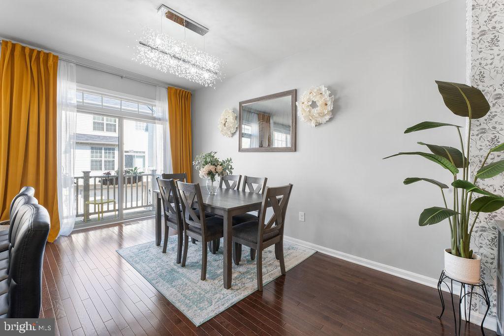 WOODMORE TOWNE CENTRE - Residential