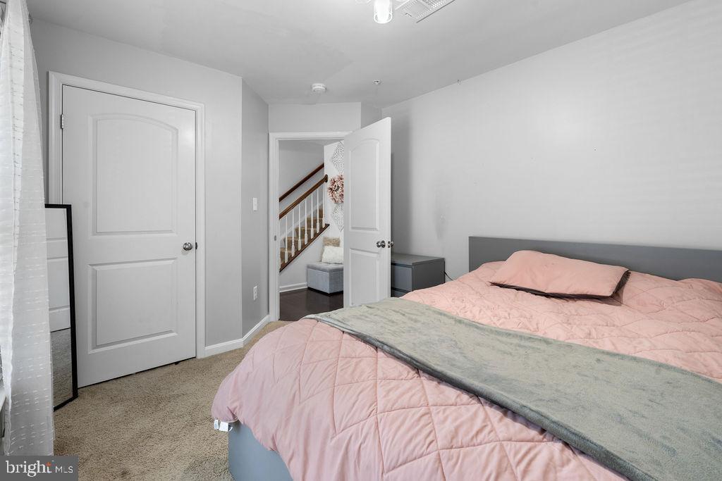 WOODMORE TOWNE CENTRE - Residential