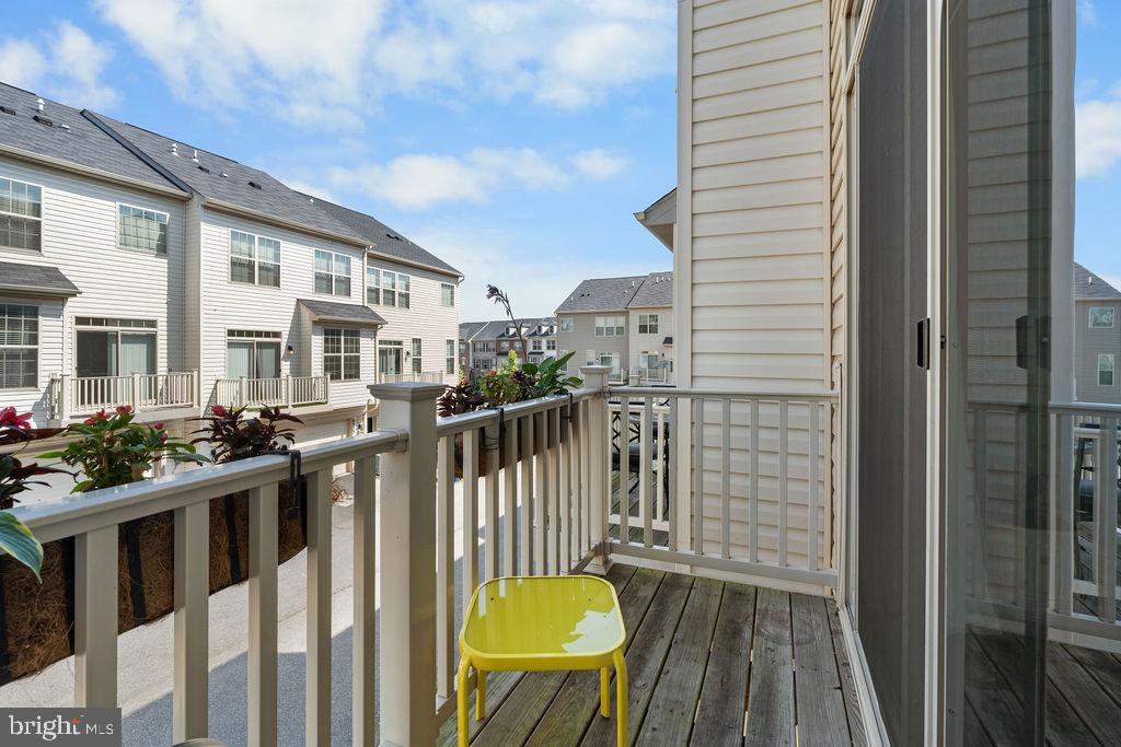 WOODMORE TOWNE CENTRE - Residential