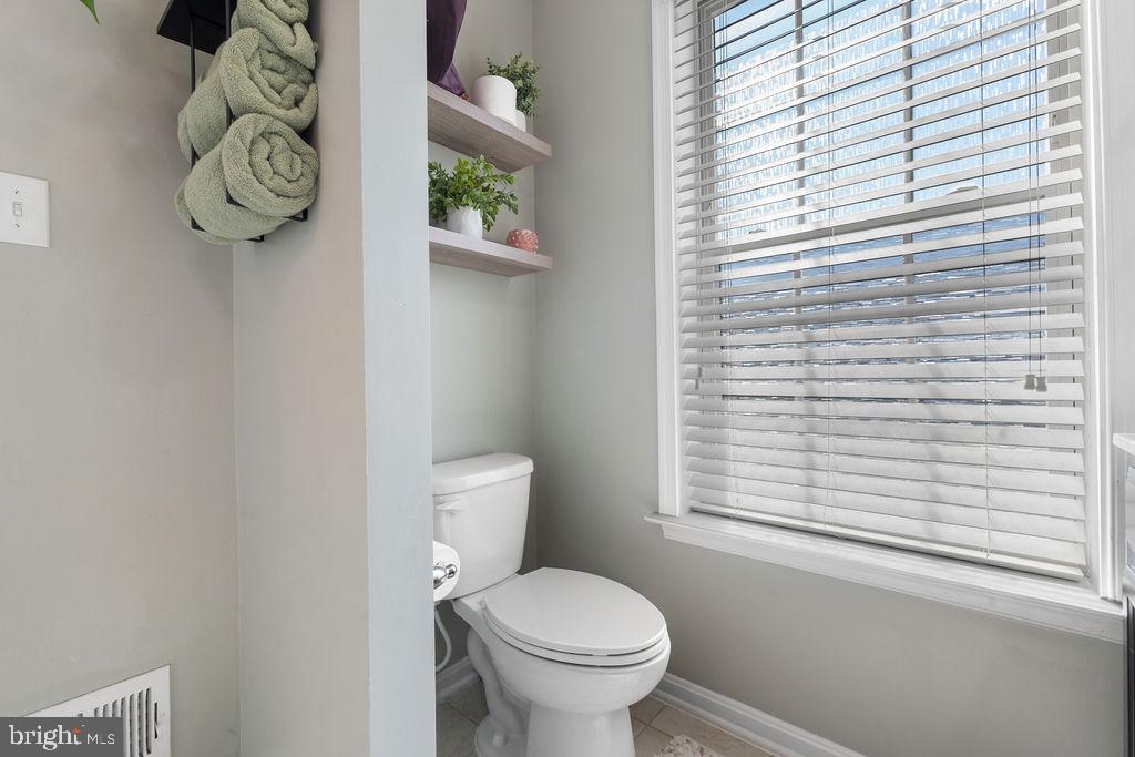 WOODMORE TOWNE CENTRE - Residential