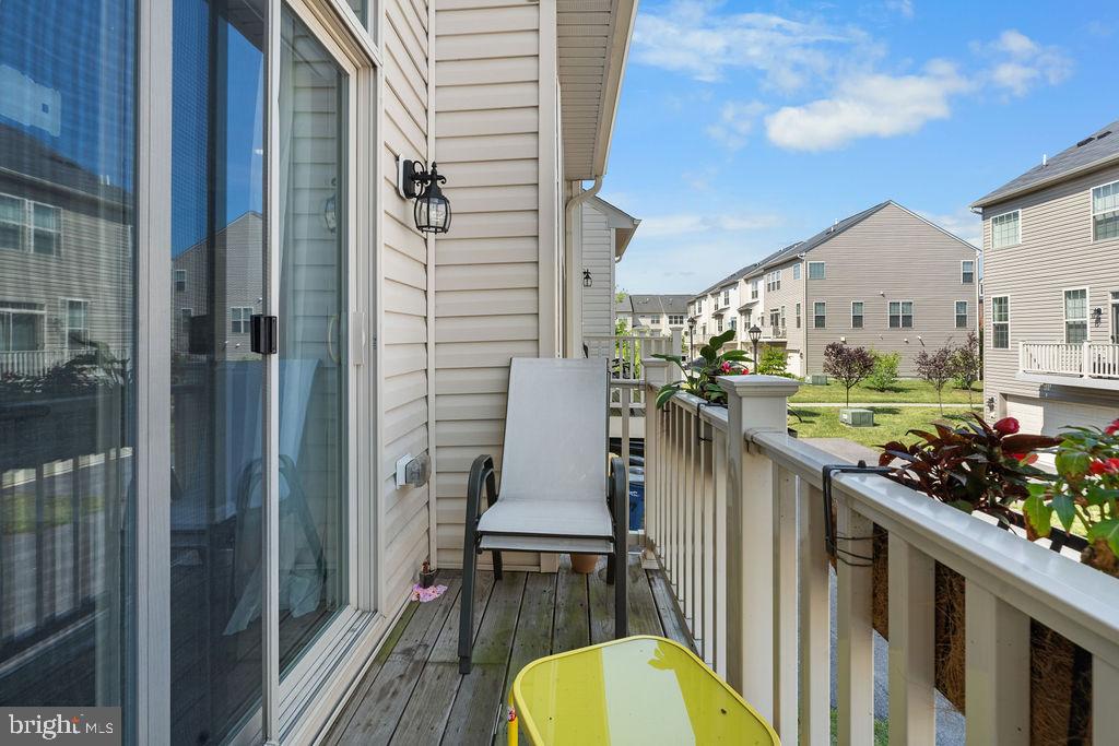 WOODMORE TOWNE CENTRE - Residential