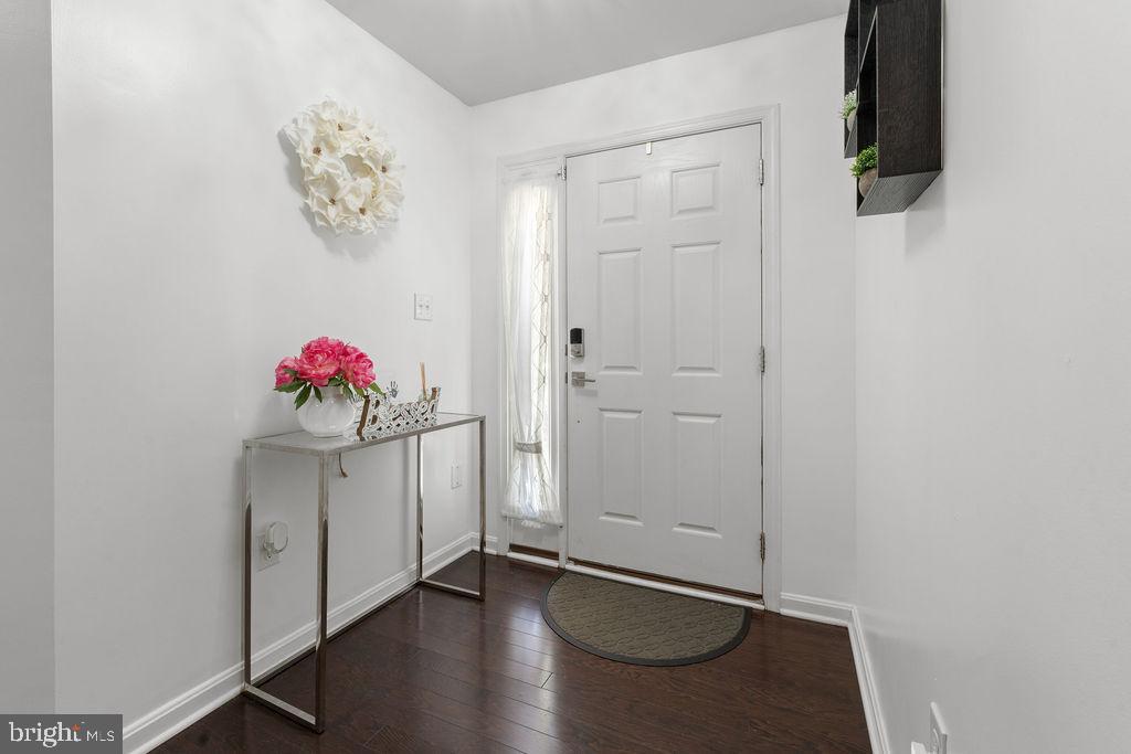 WOODMORE TOWNE CENTRE - Residential