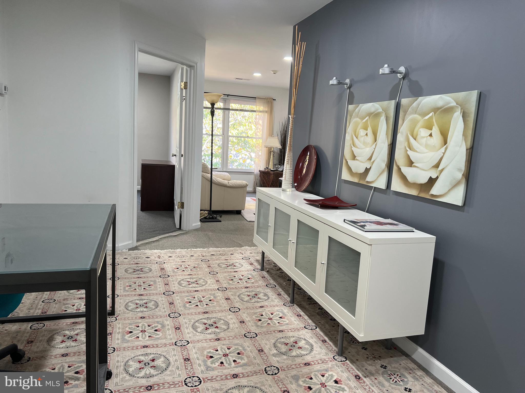 VICTORIAN COMMONS - Commercial Lease