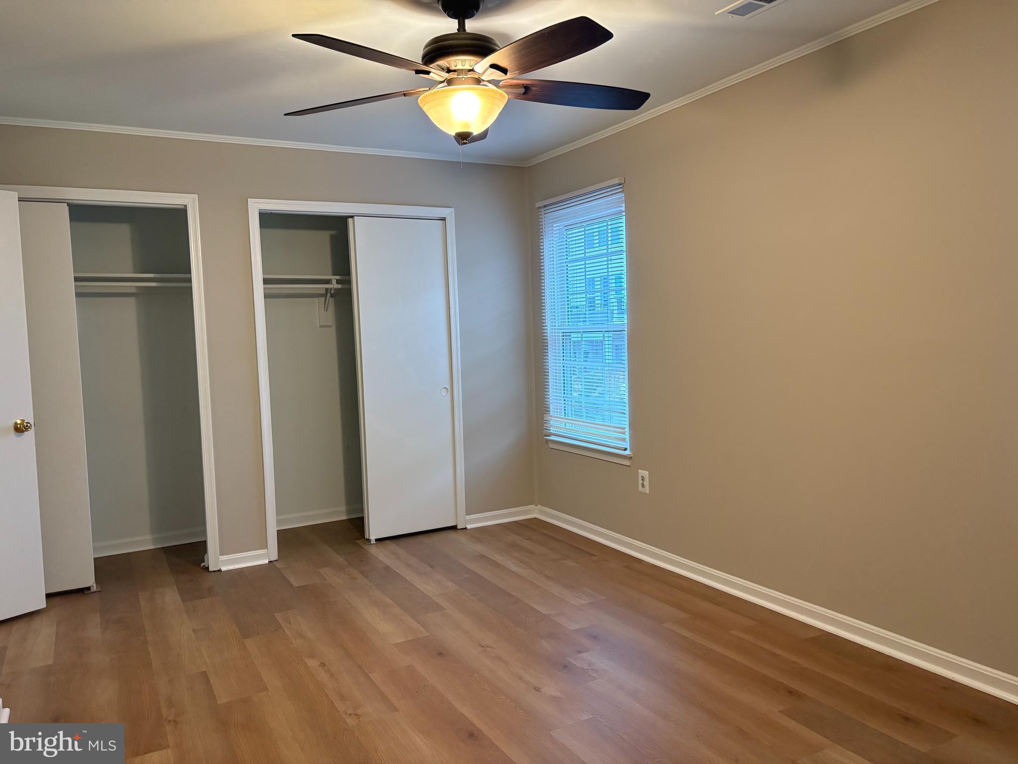 LONGSTREET COMMONS - Residential Lease