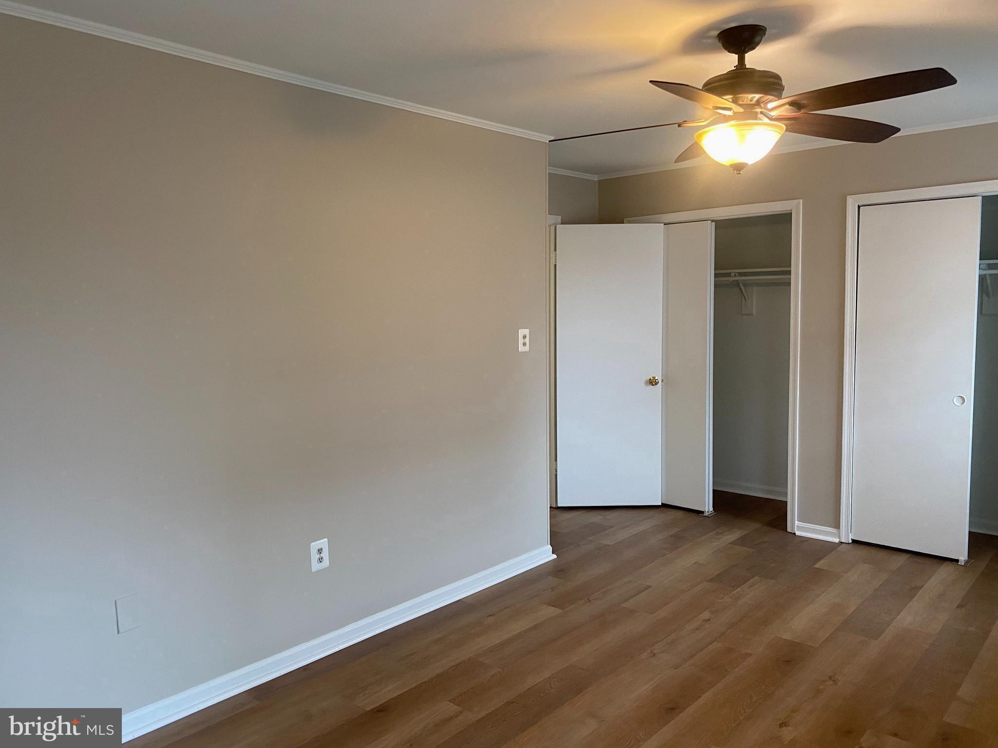 LONGSTREET COMMONS - Residential Lease