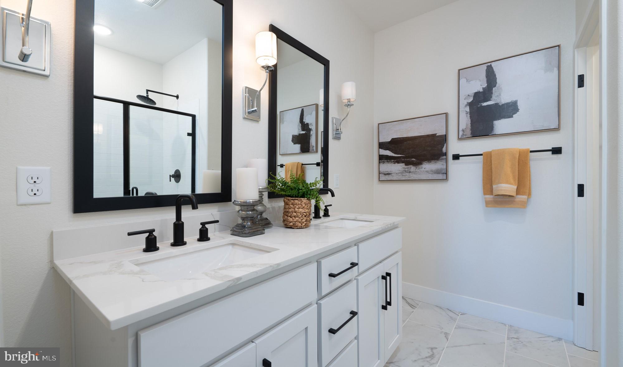 LIBERTY RUN - Residential