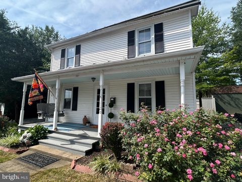 201 WALNUT STREET BERRYVILLE VA 22611