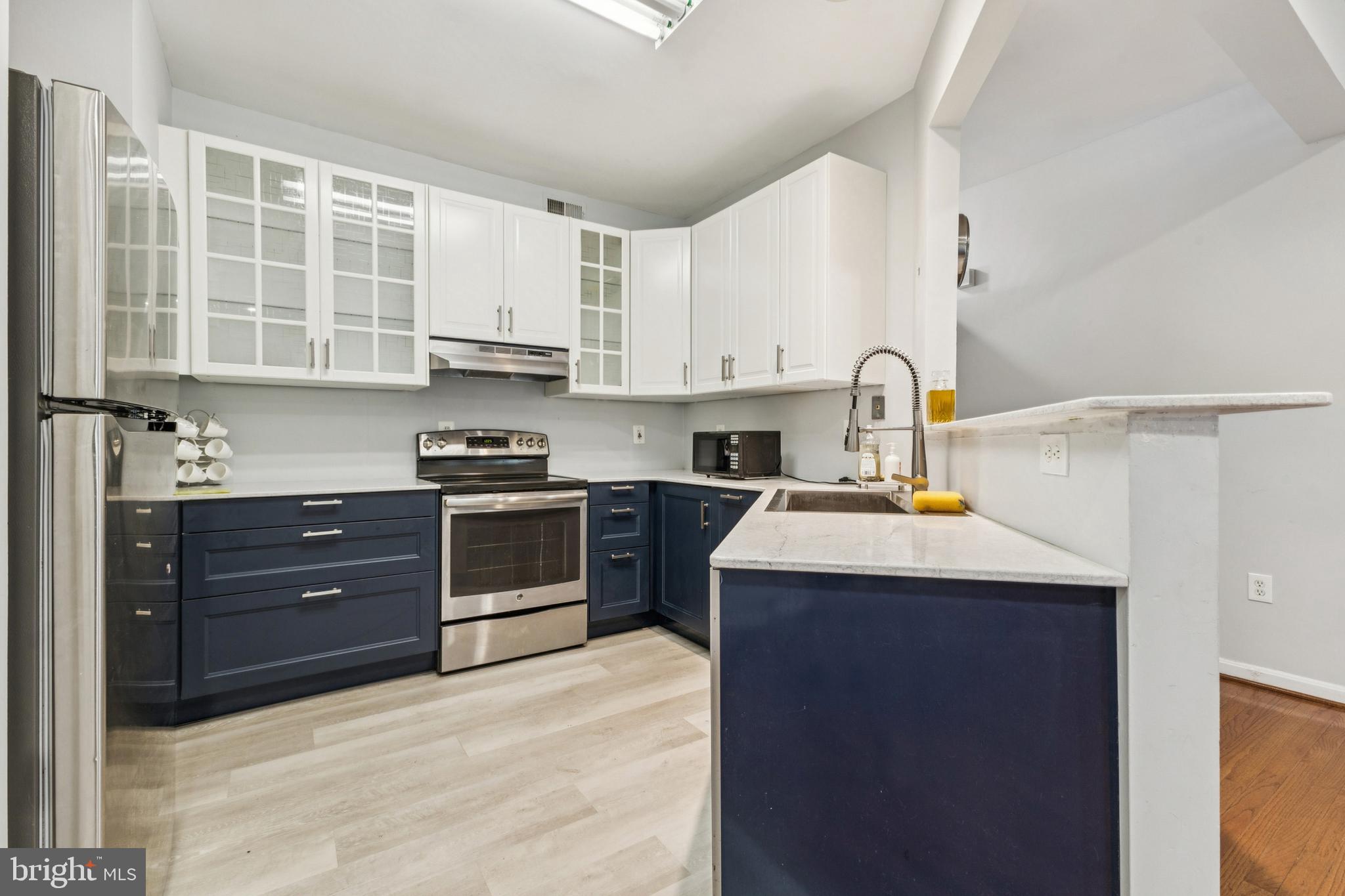 POTOMAC STATION - Residential Lease