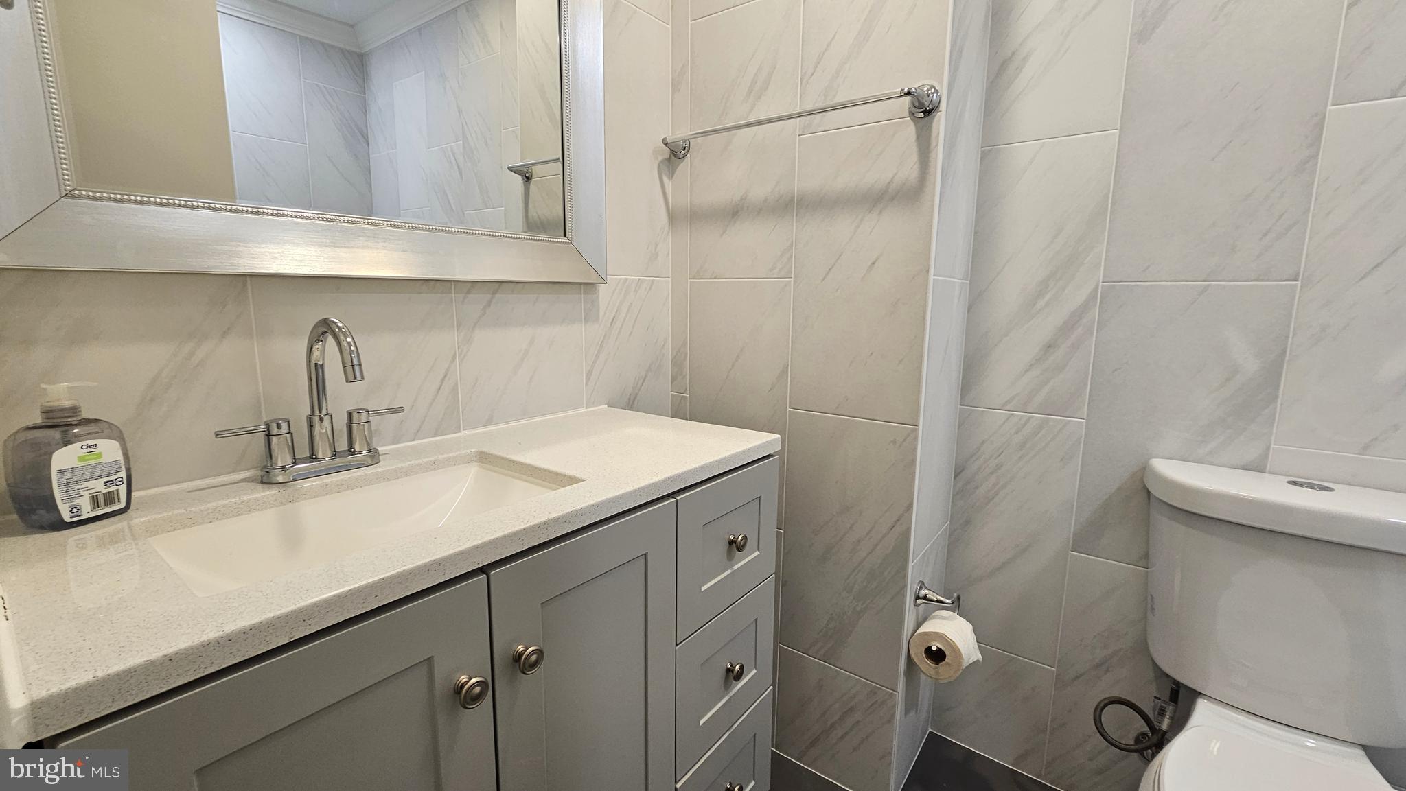 SOMERTON - Residential