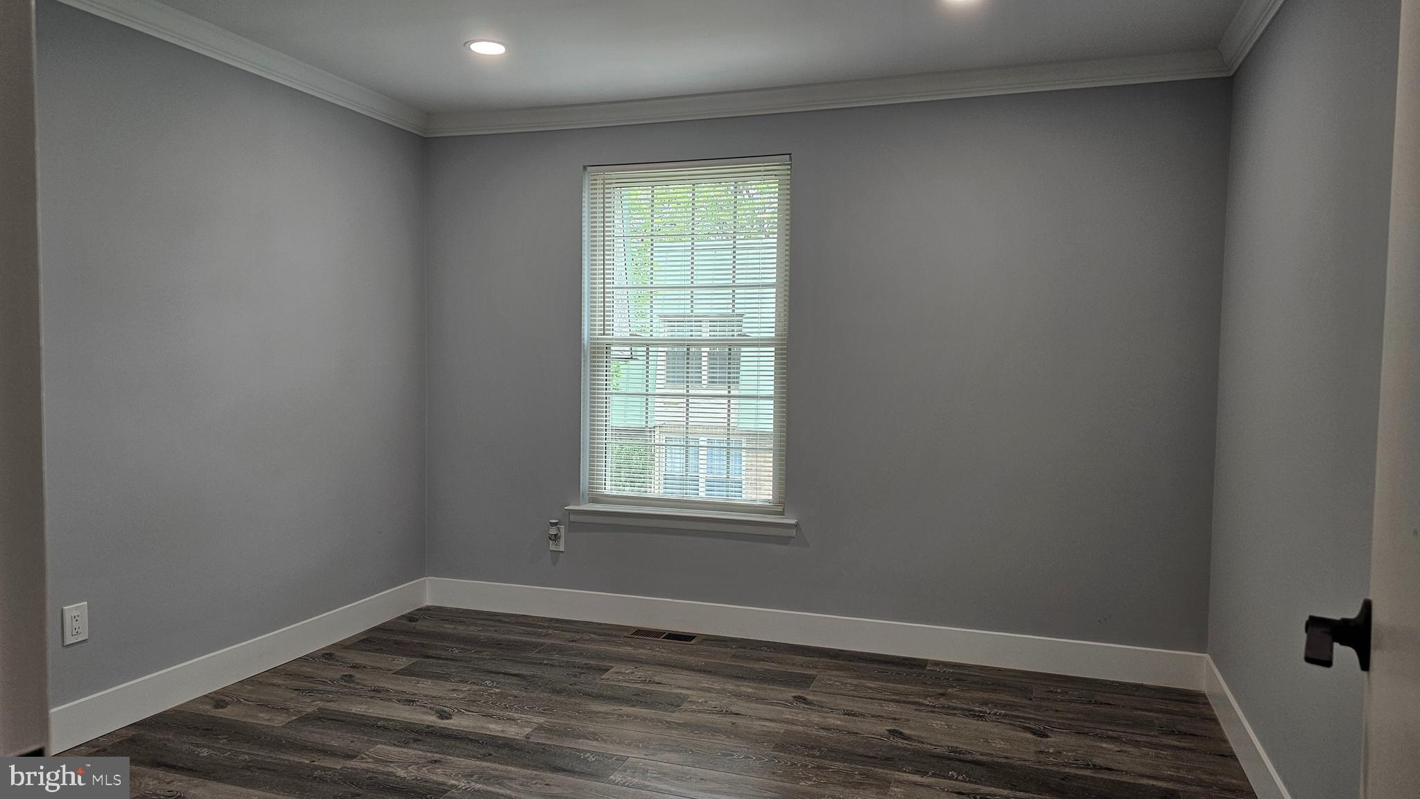 SOMERTON - Residential