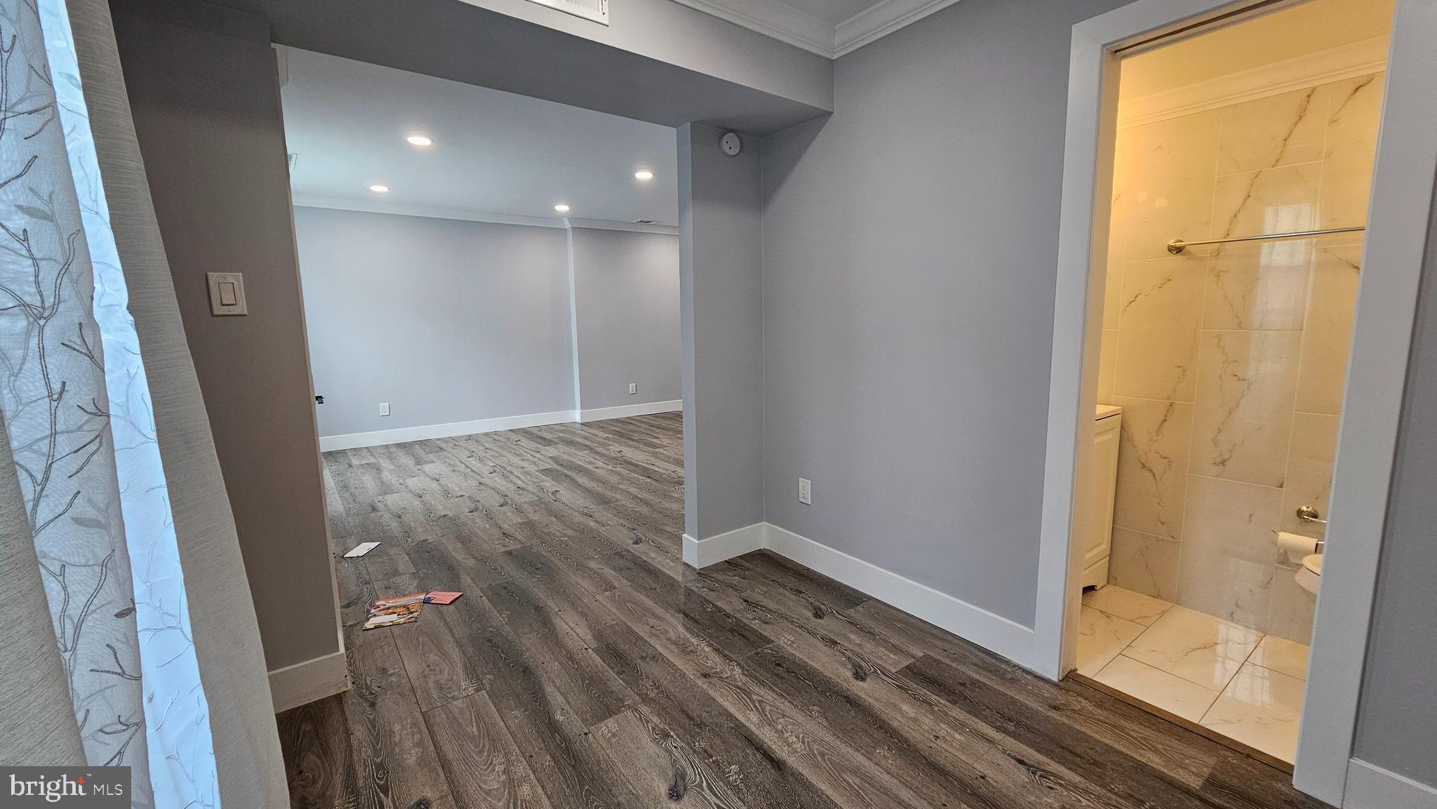 SOMERTON - Residential