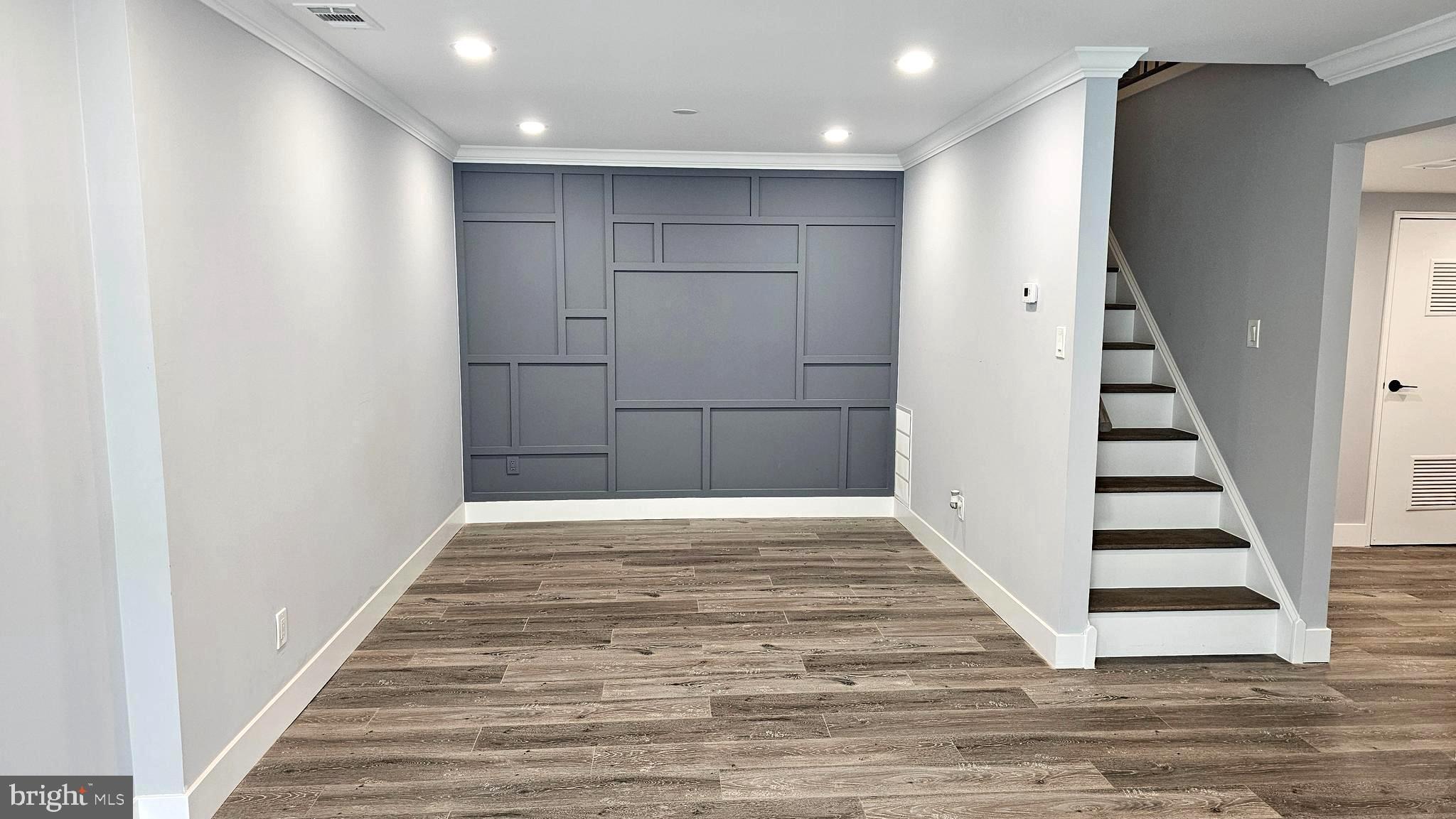 SOMERTON - Residential