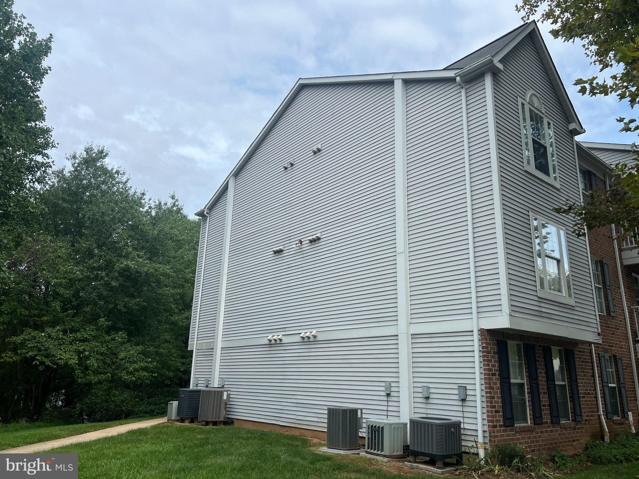 1003 JESSICAS COURT K