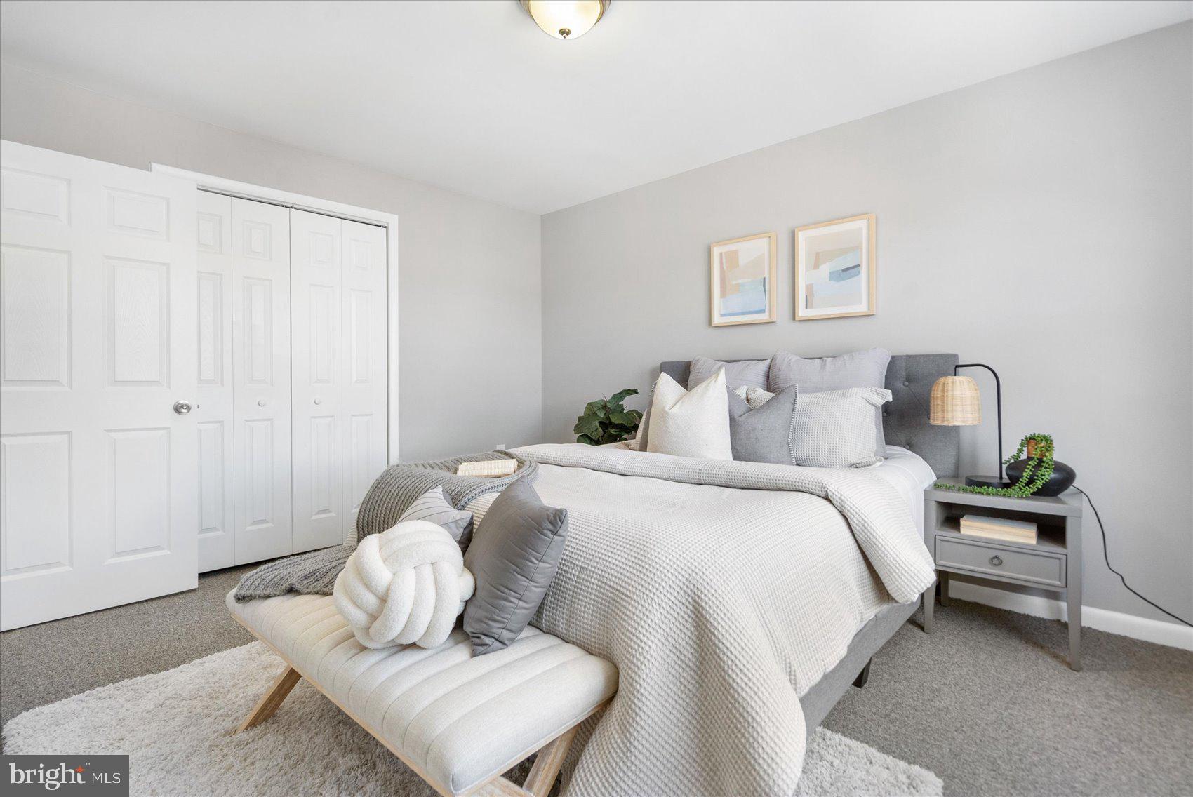 RIVERWOOD PARK - Residential
