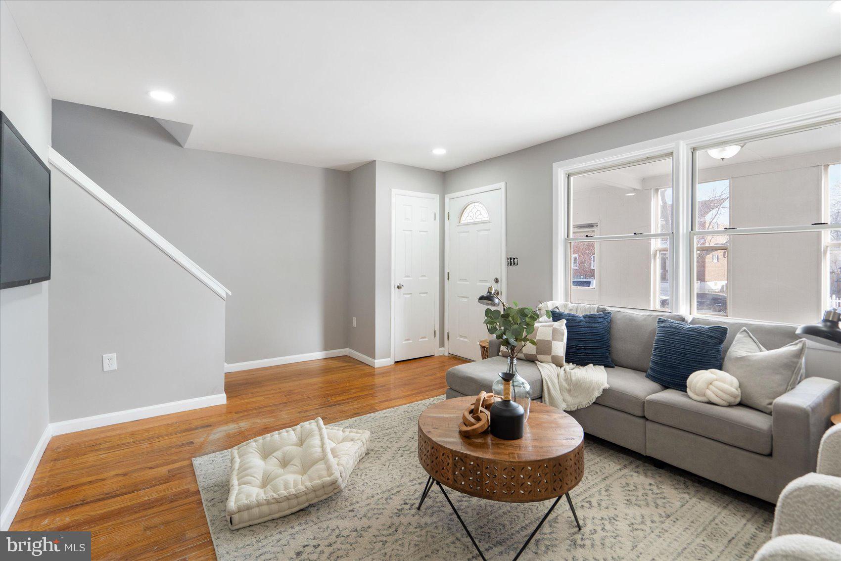 RIVERWOOD PARK - Residential
