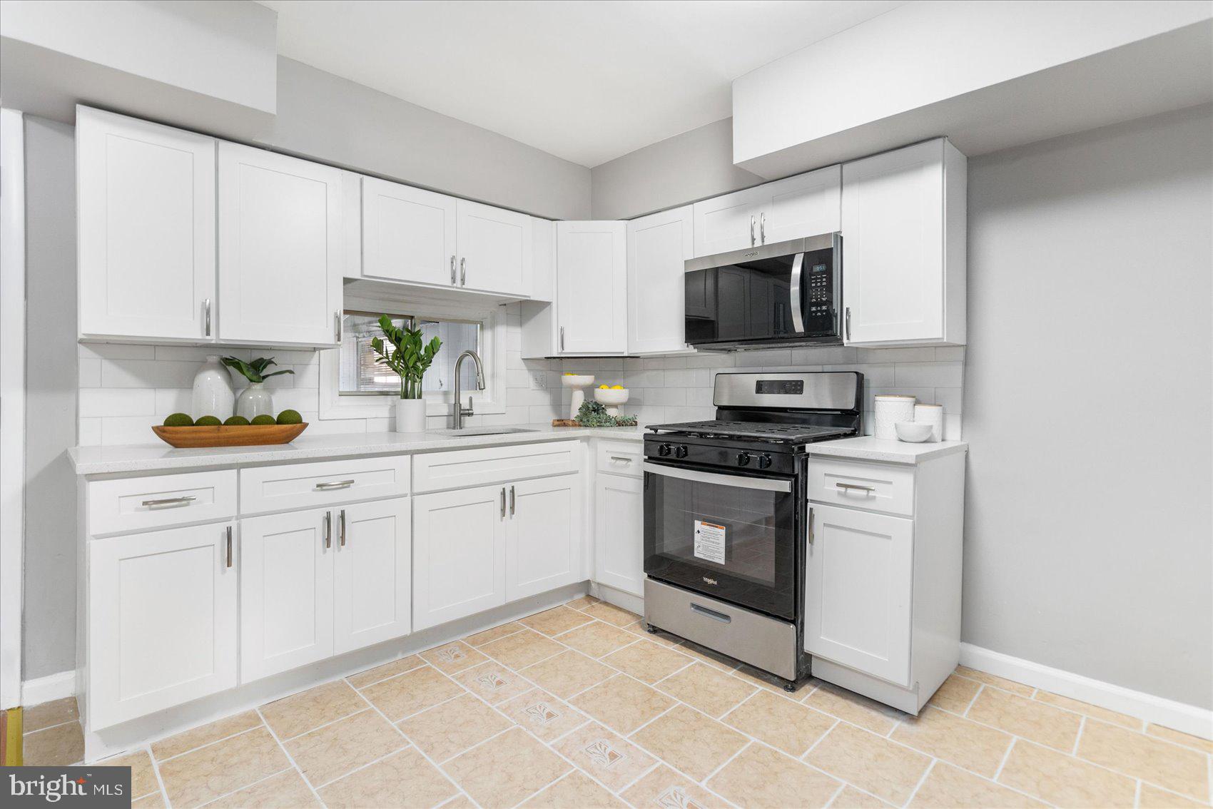 RIVERWOOD PARK - Residential