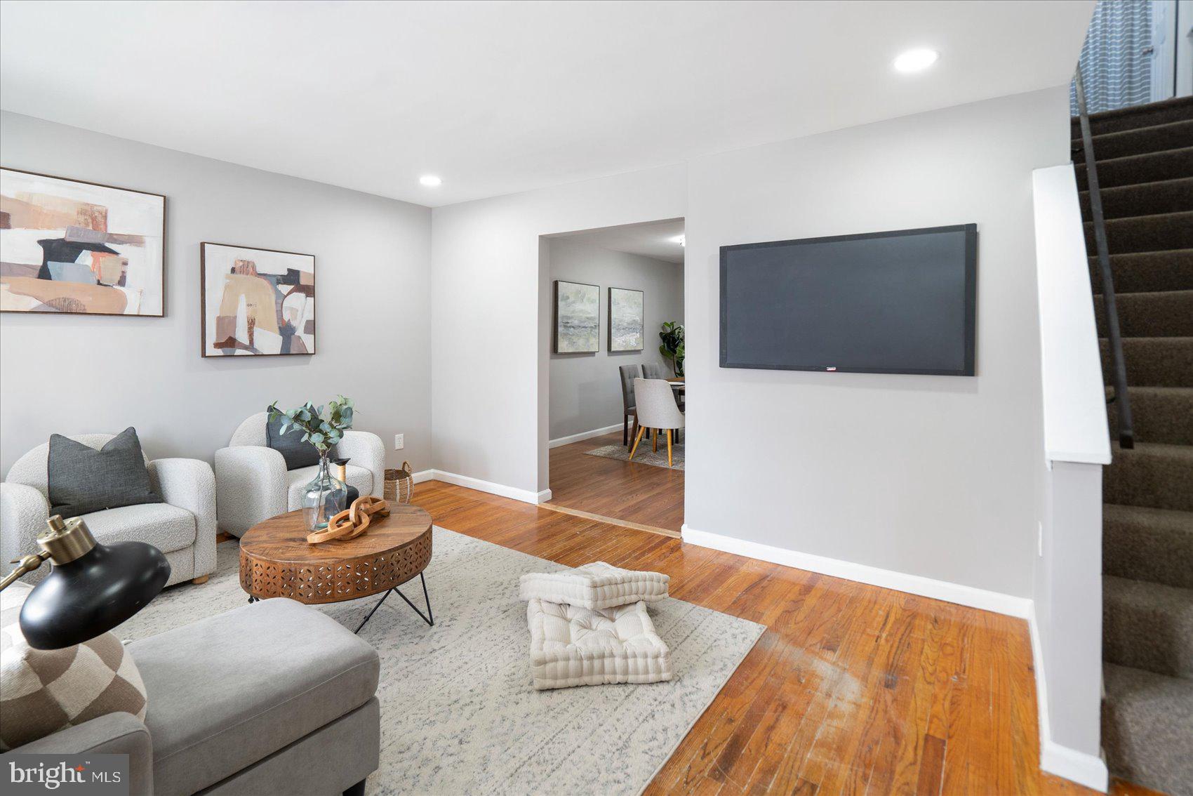 RIVERWOOD PARK - Residential