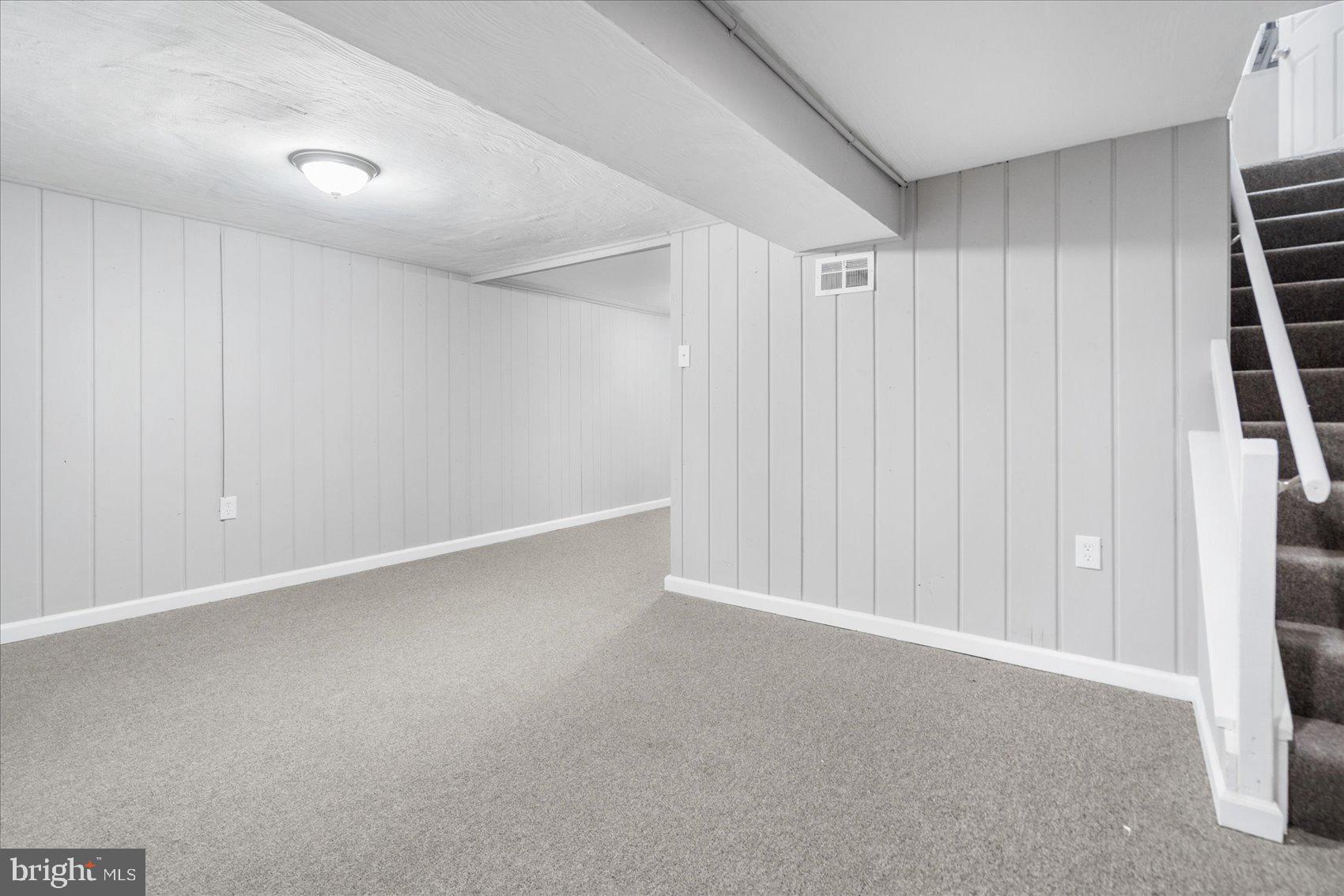 RIVERWOOD PARK - Residential