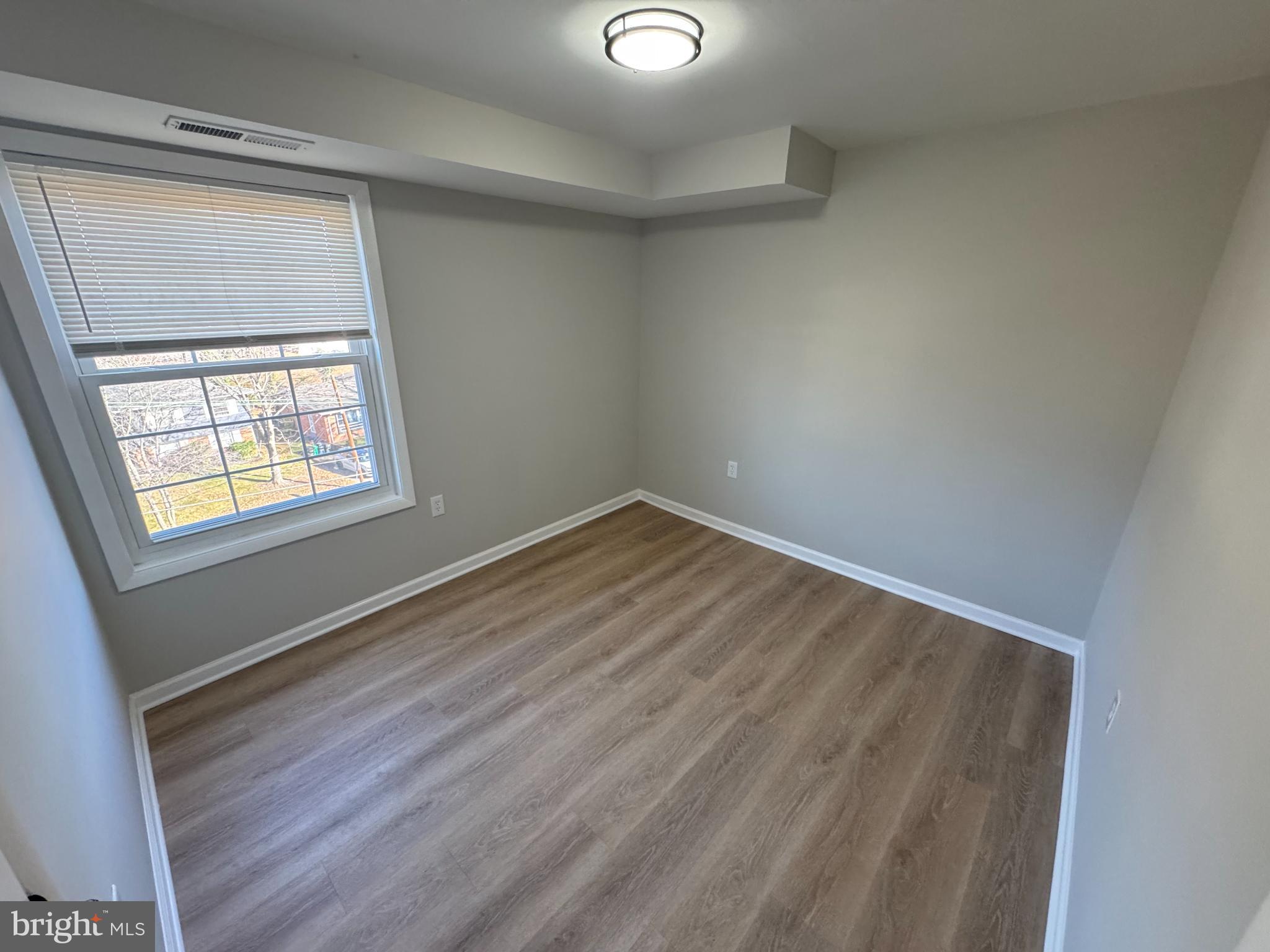 SWANN HILL CONDOMINIUMS - Residential