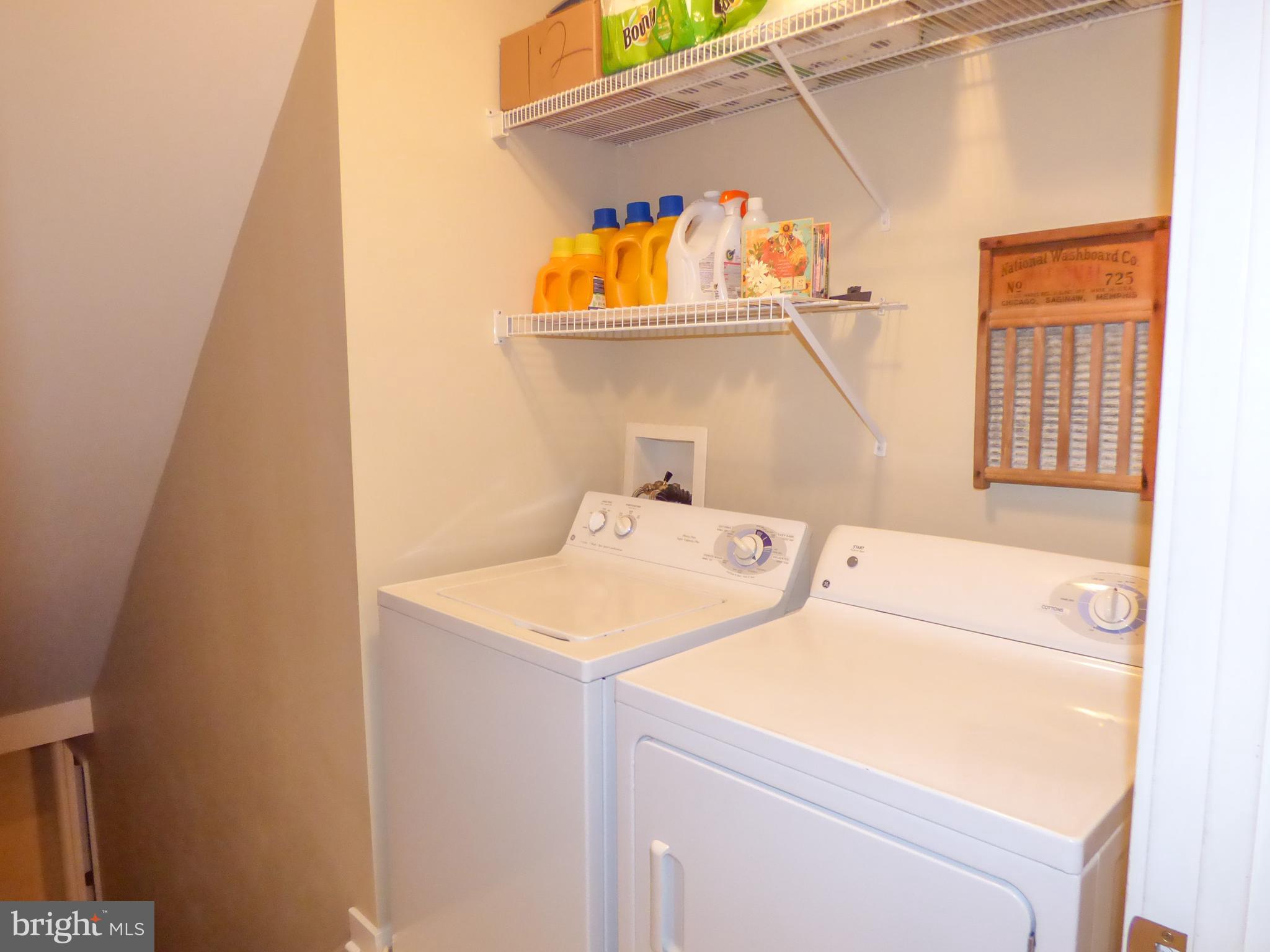 HERITAGE CREST CONDOS - Residential