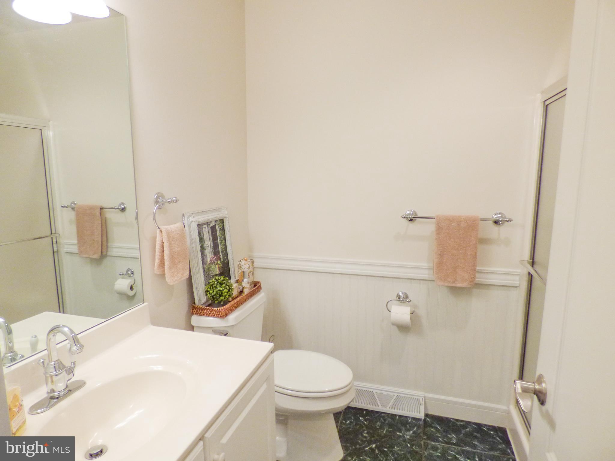 HERITAGE CREST CONDOS - Residential