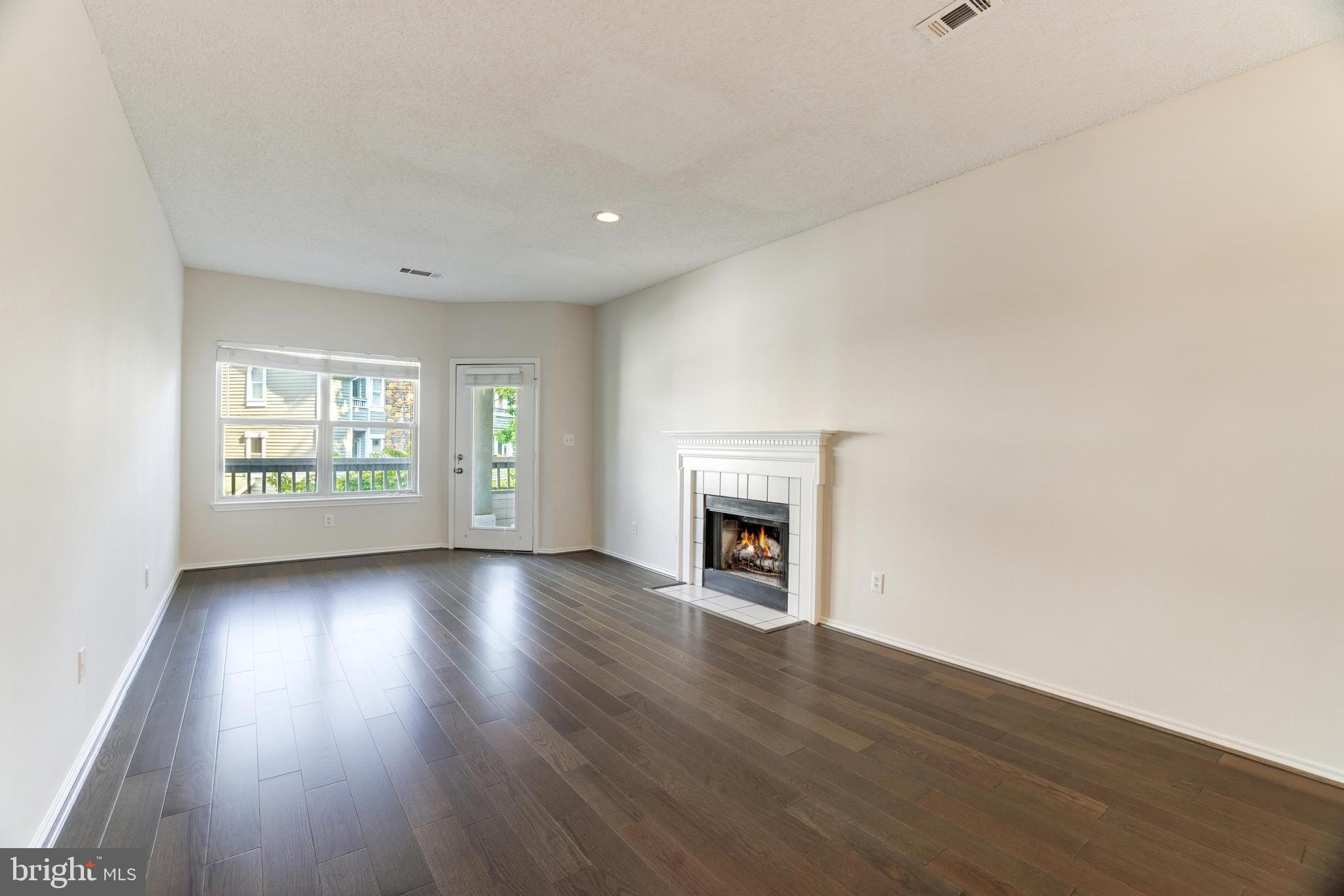 STONECROFT CONDO - Residential