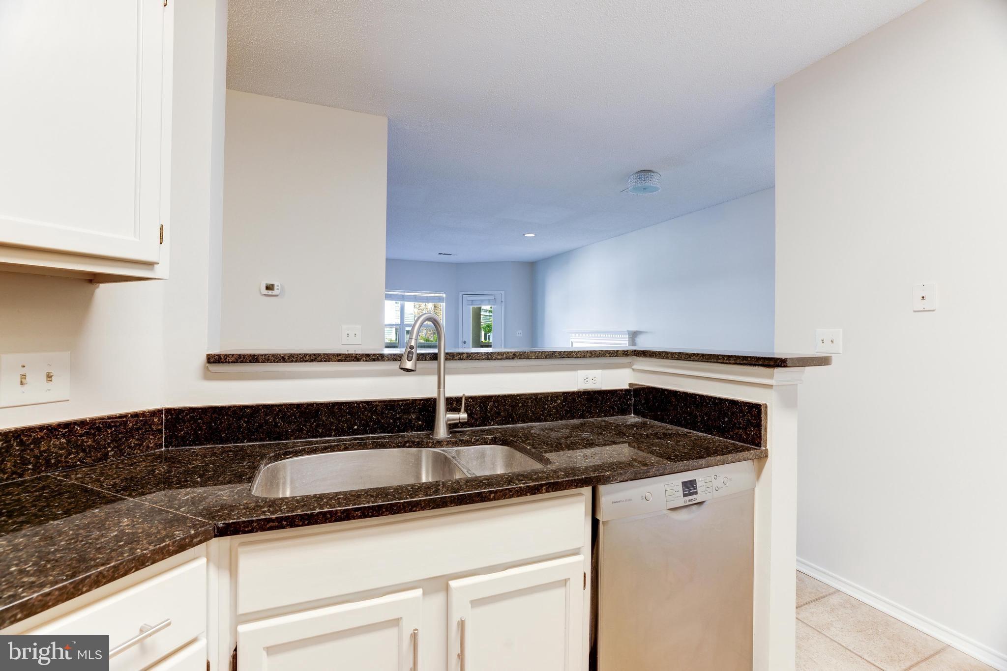 STONECROFT CONDO - Residential