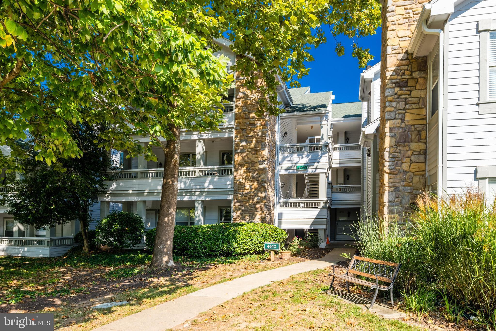 STONECROFT CONDO - Residential