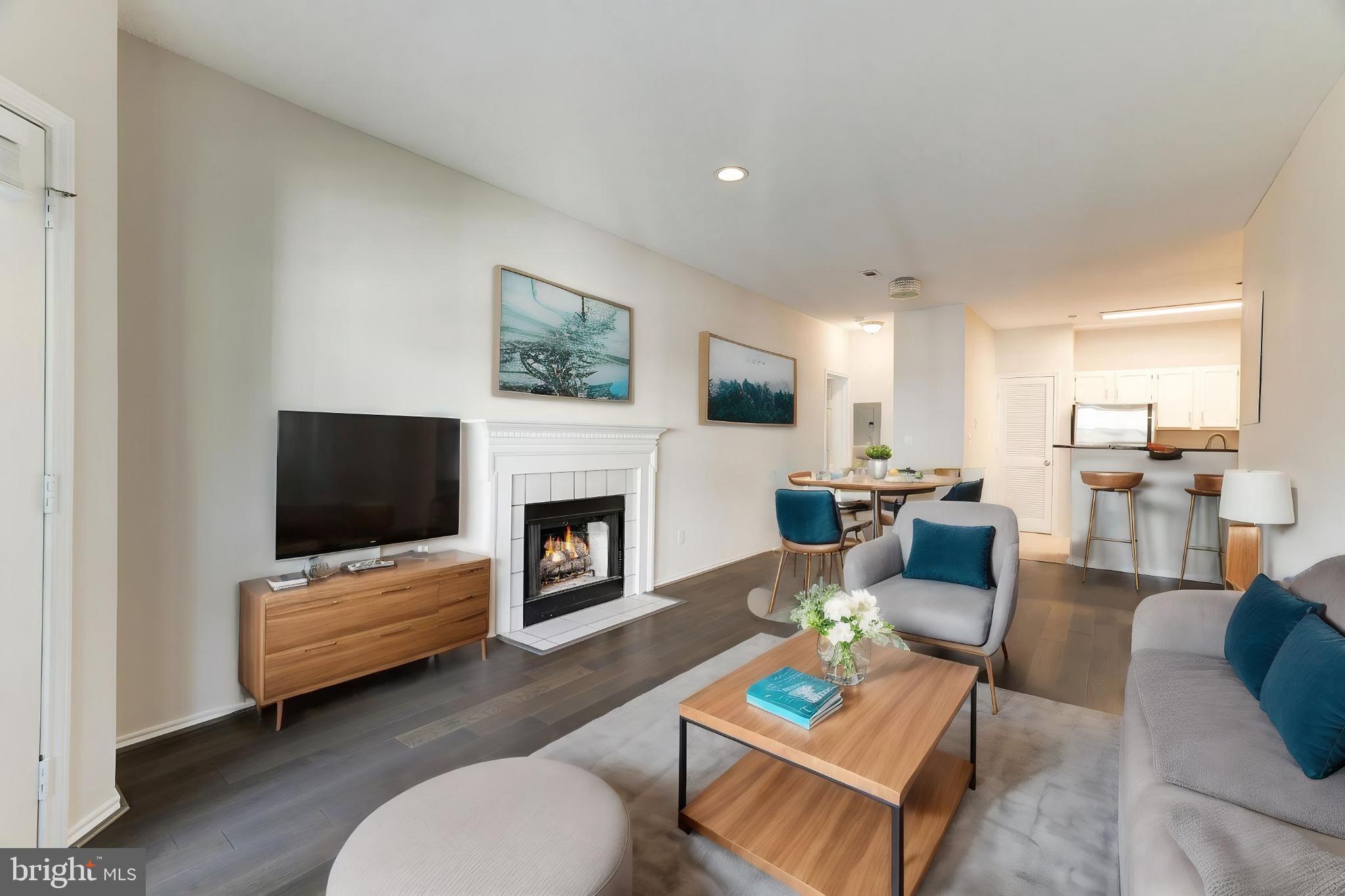 STONECROFT CONDO - Residential