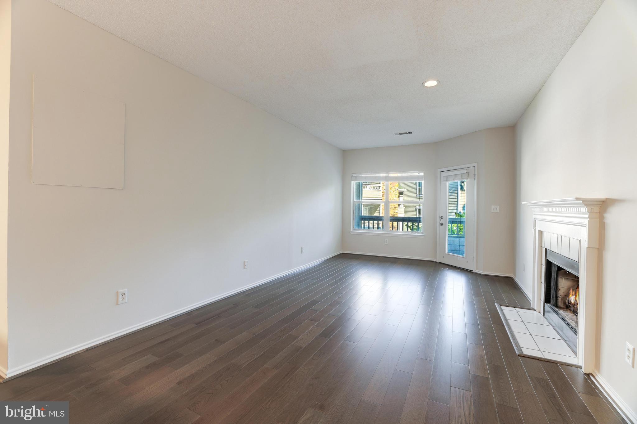 STONECROFT CONDO - Residential