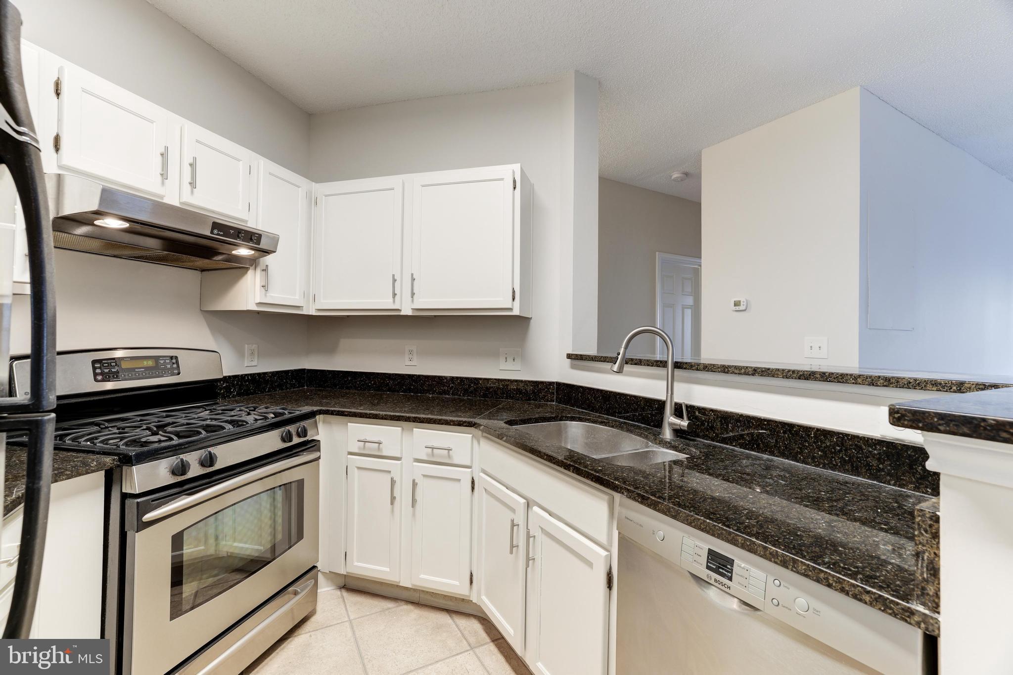 STONECROFT CONDO - Residential