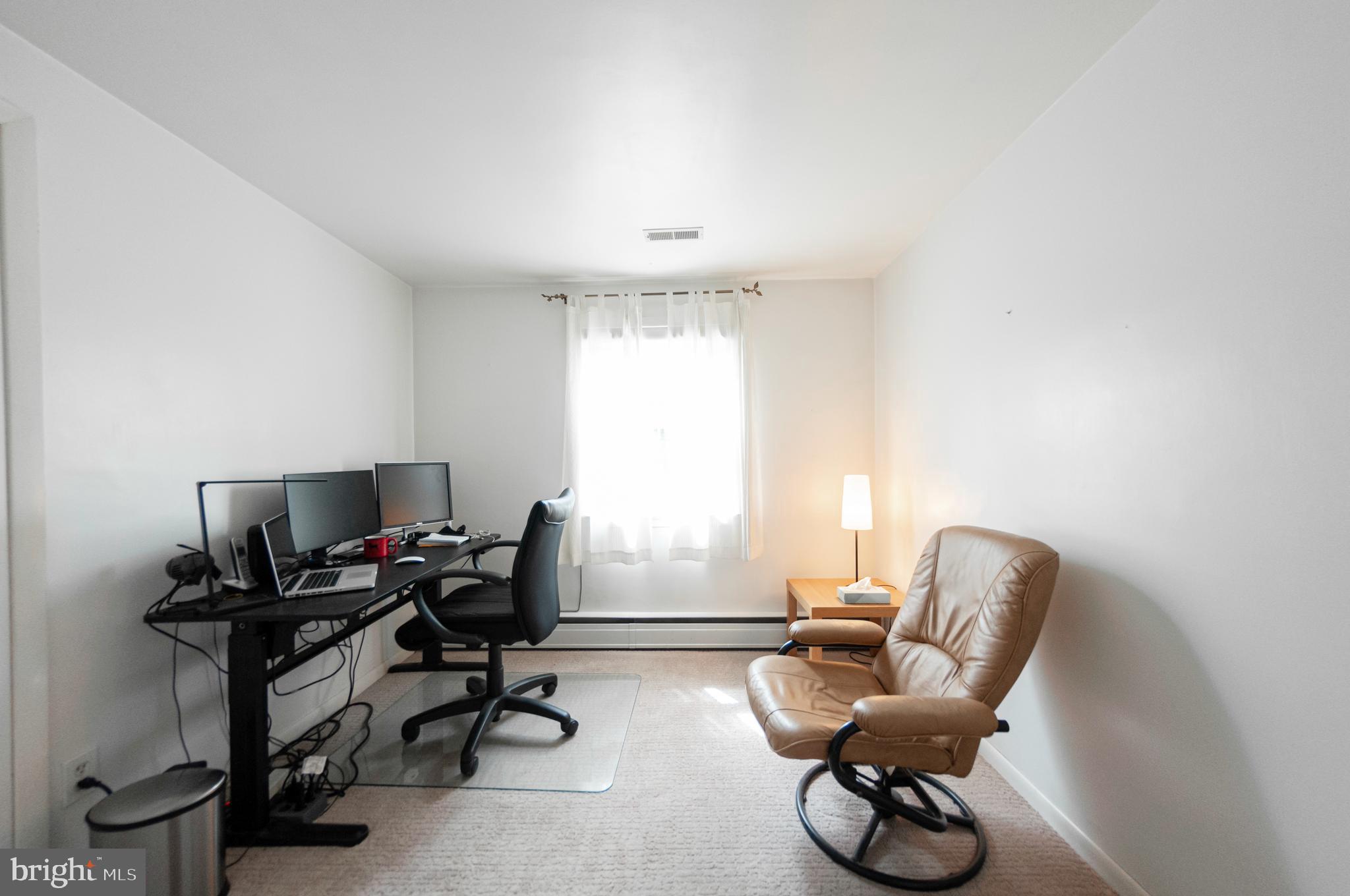 HUNTINGDON VALLEY - Residential