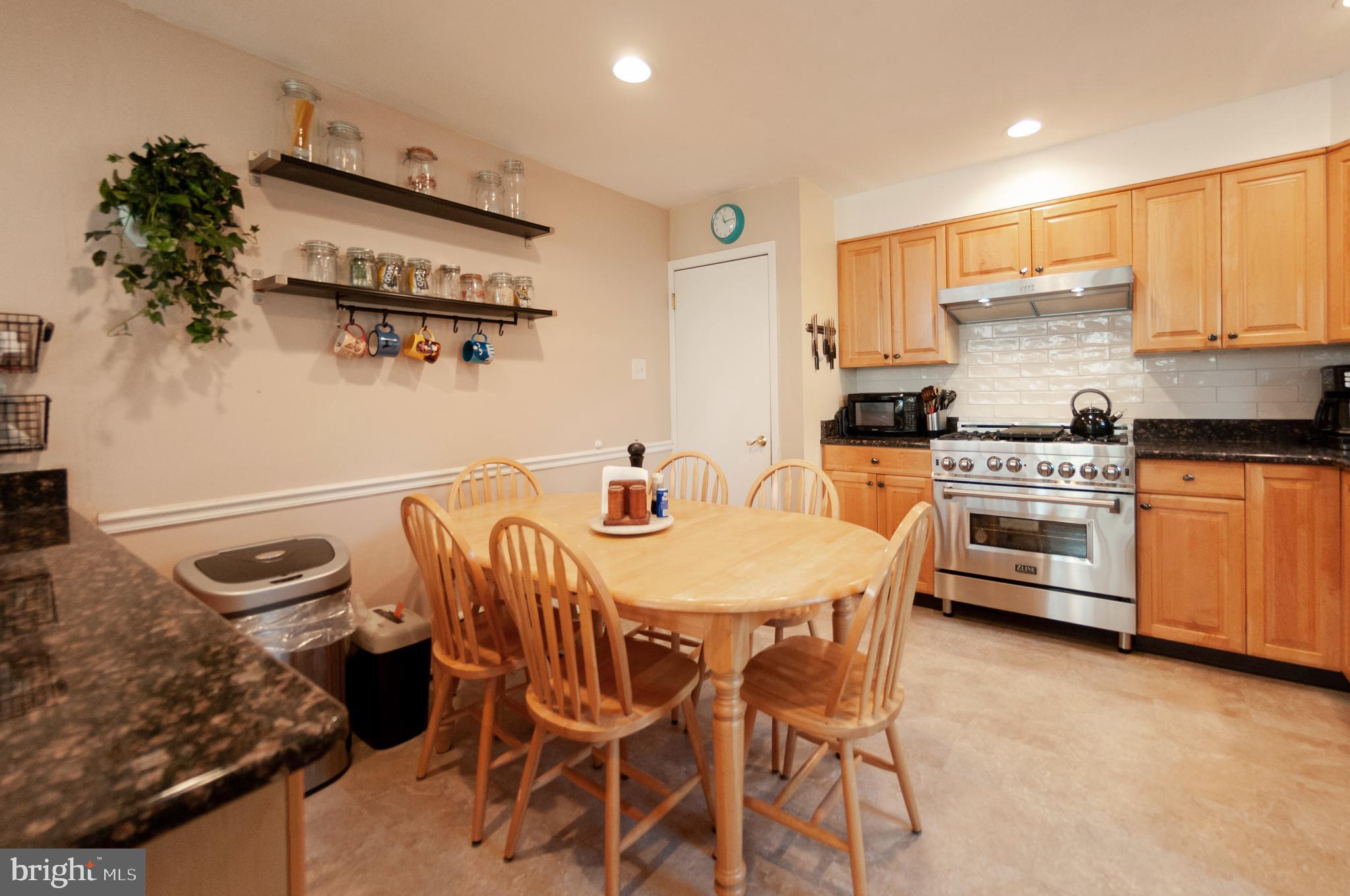 HUNTINGDON VALLEY - Residential