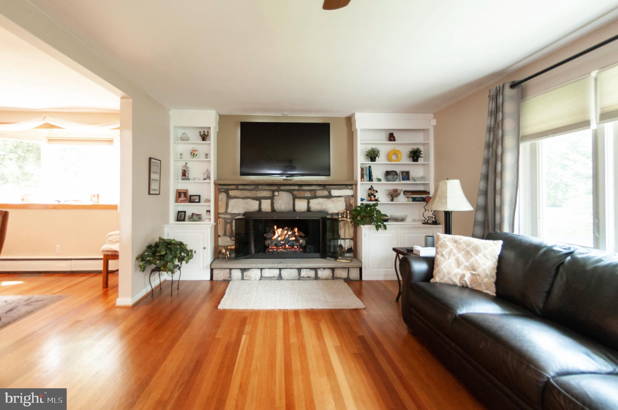 HUNTINGDON VALLEY - Residential