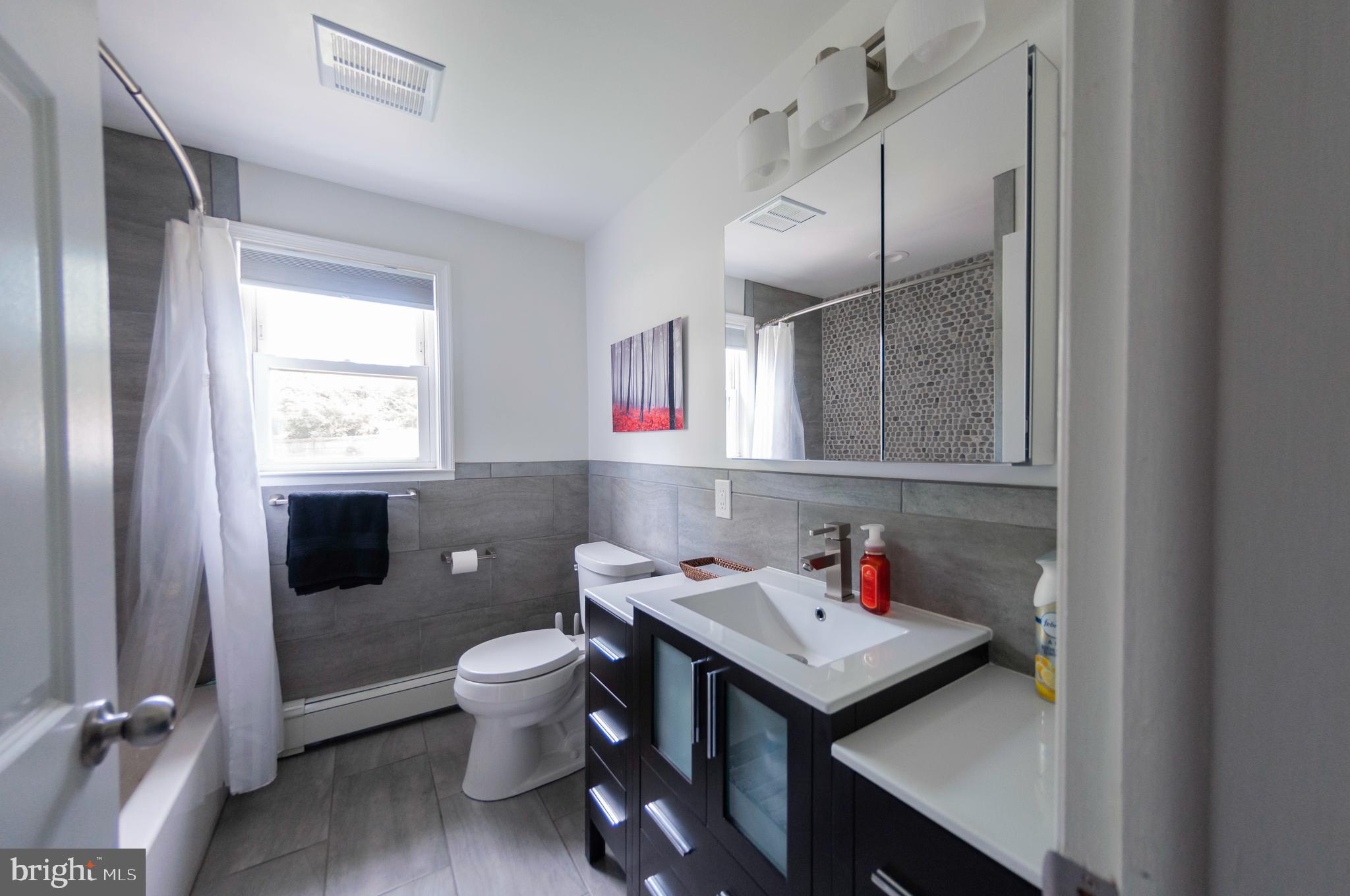 HUNTINGDON VALLEY - Residential