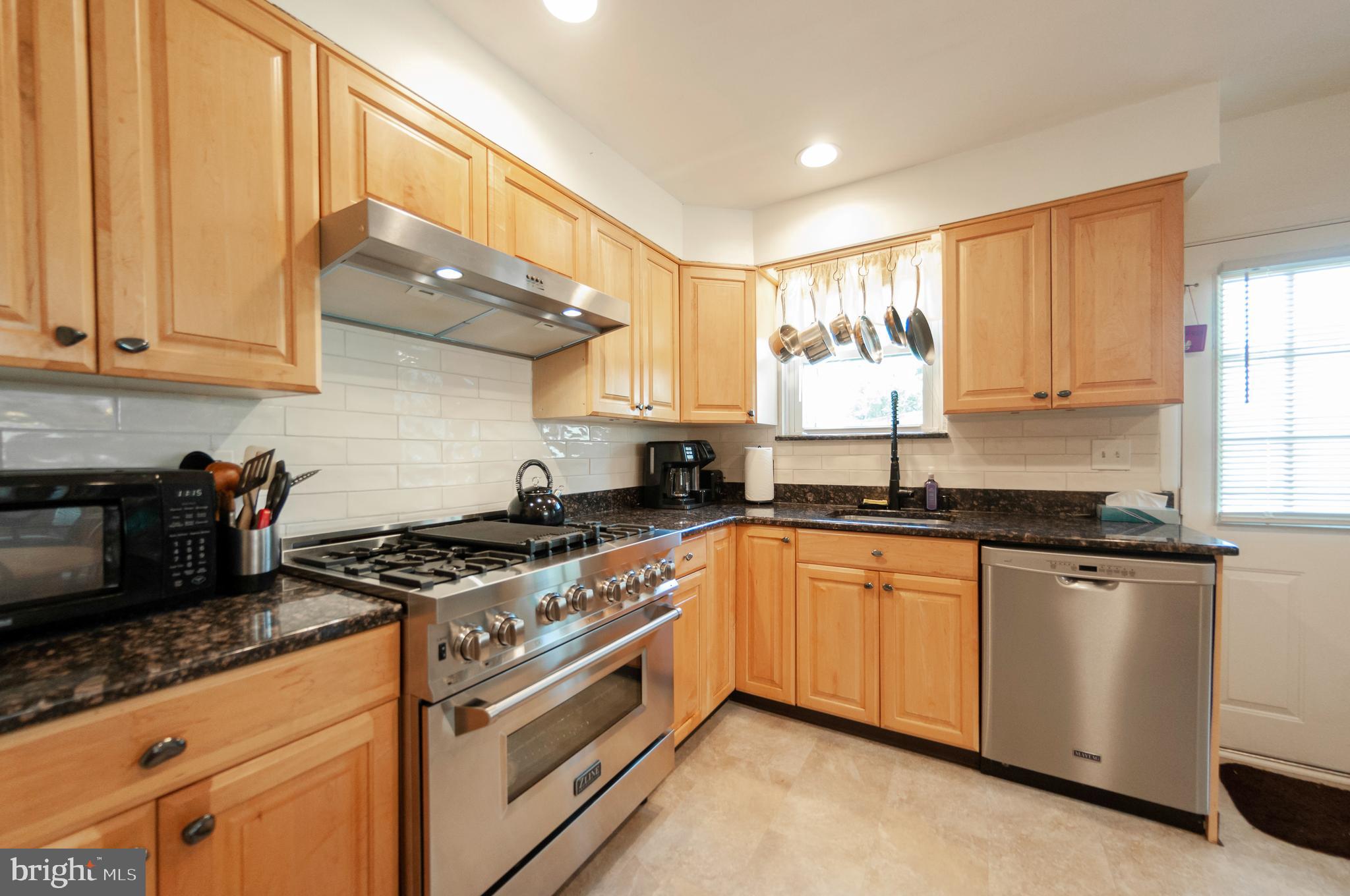 HUNTINGDON VALLEY - Residential