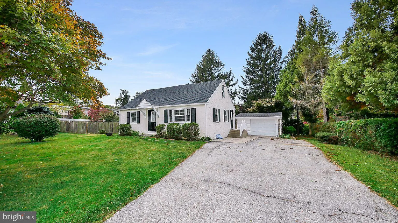 22 Buttonwood Avenue, Malvern, PA 19355