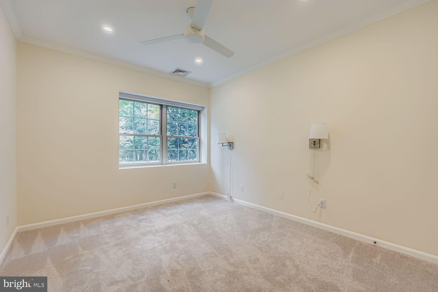 BELMONT FOREST - Residential