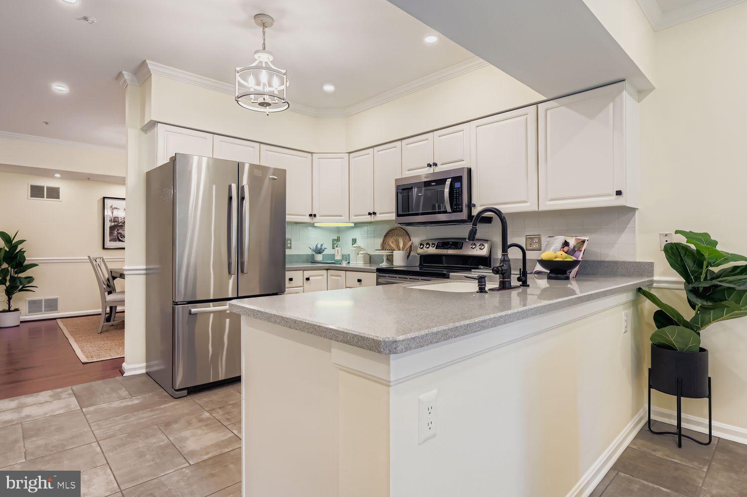 BELMONT FOREST - Residential