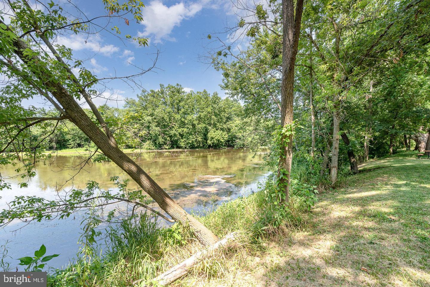 WILLOW MILL - Residential