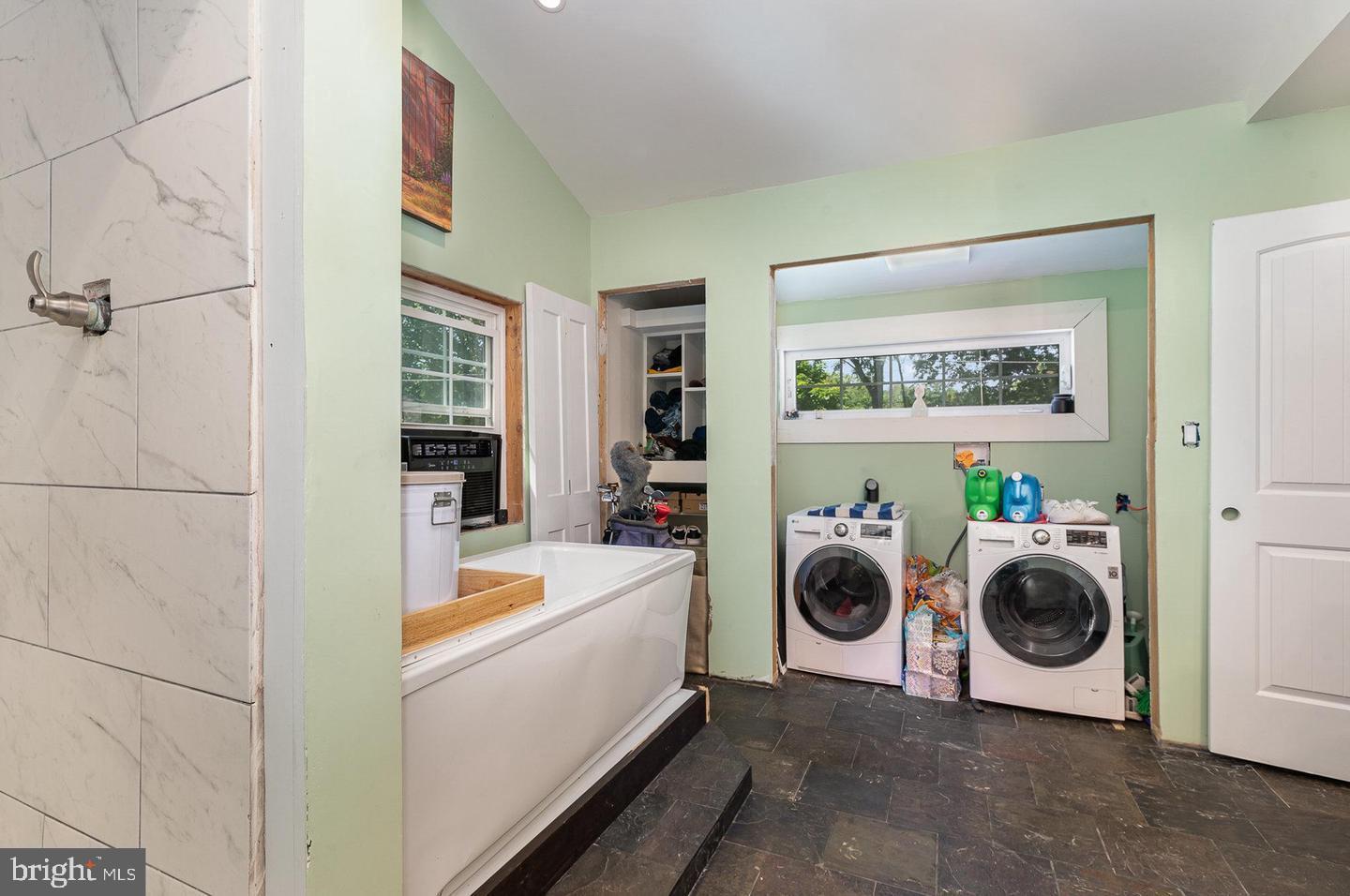 WILLOW MILL - Residential