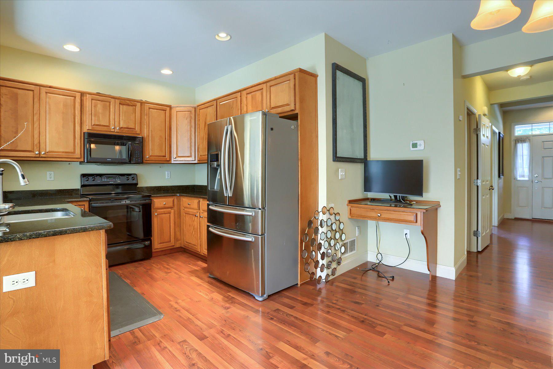 4725 LAUREL VALLEY LANE