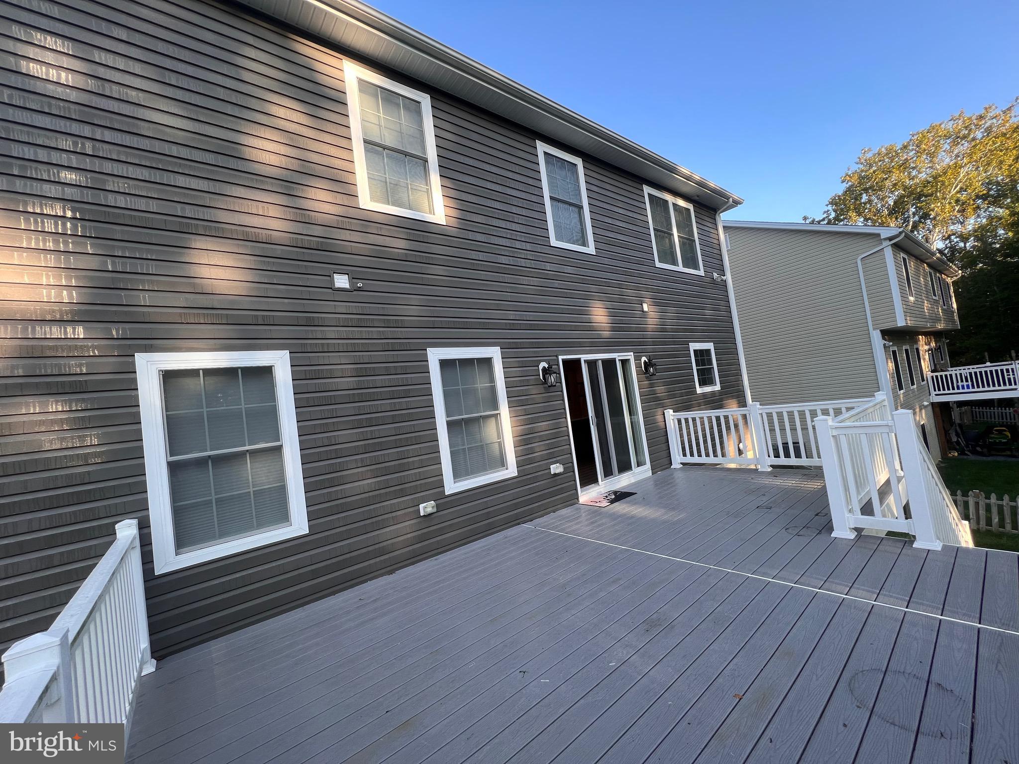 PEMBROOKE PHASE 2 - Residential Lease