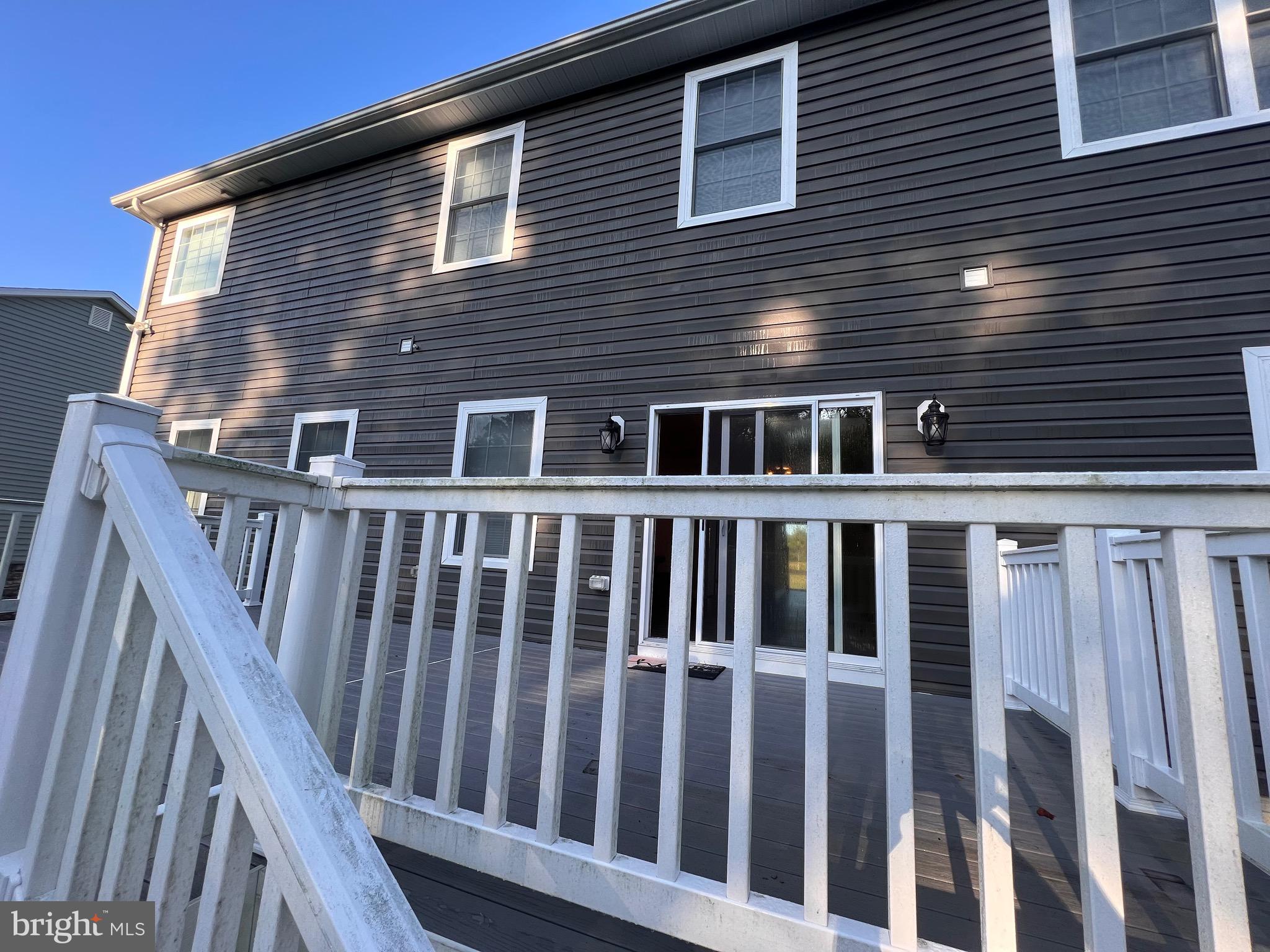 PEMBROOKE PHASE 2 - Residential Lease