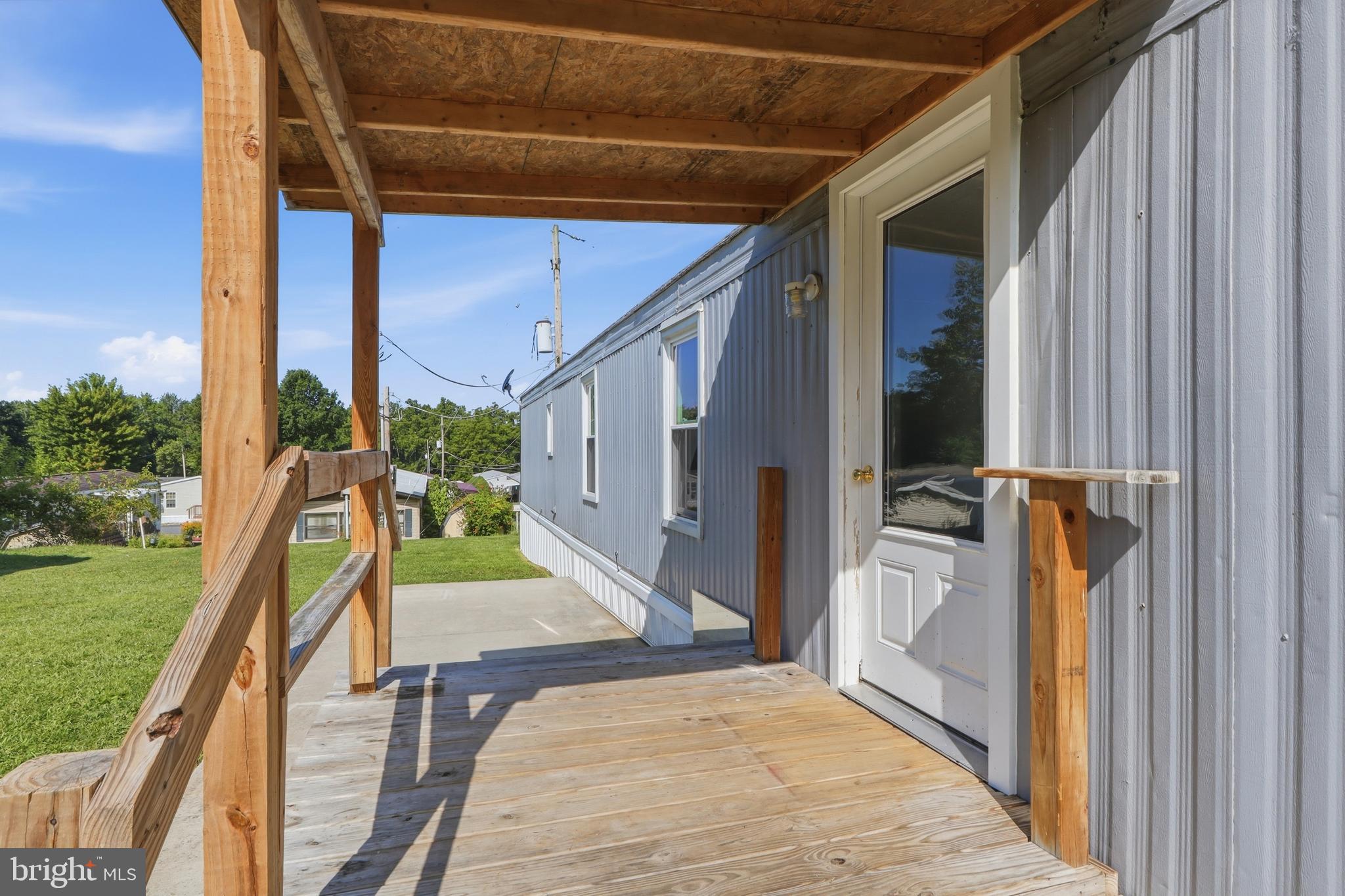 40 WALMAR MANOR