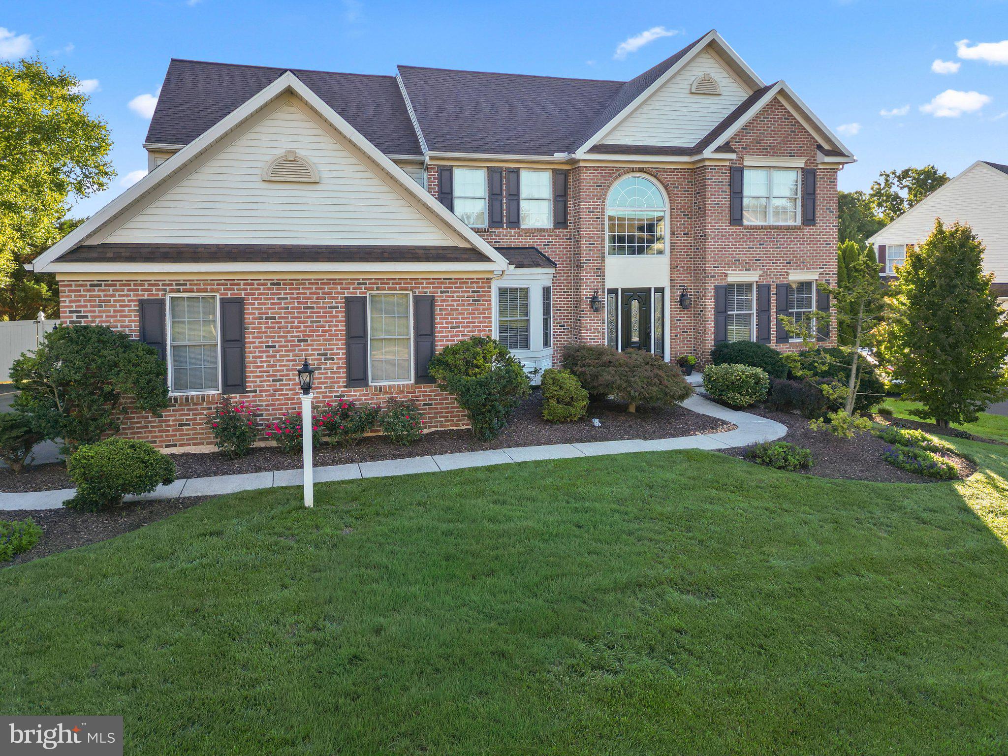 3381 HARWOOD