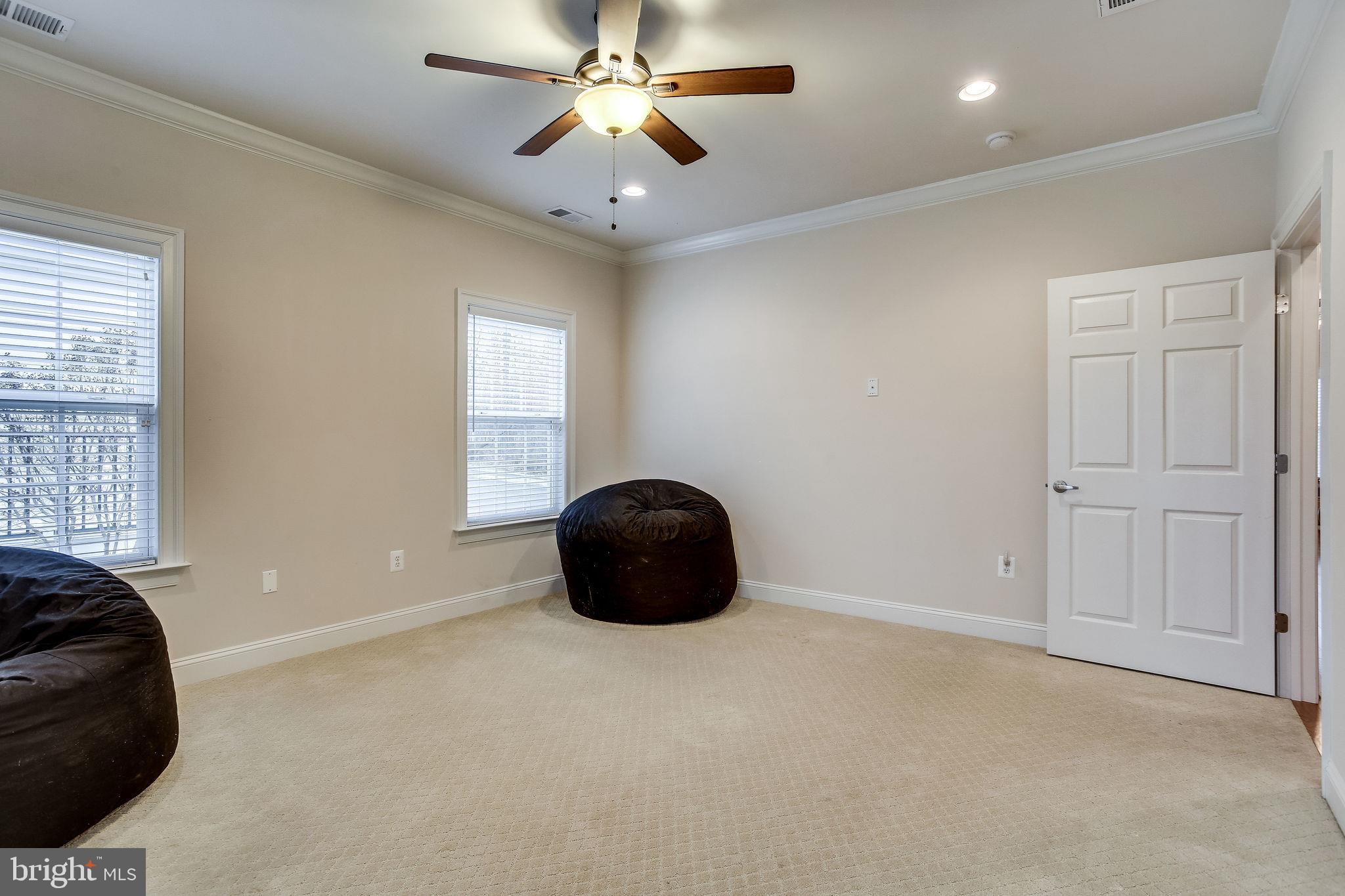 CEDAR CREST - Residential