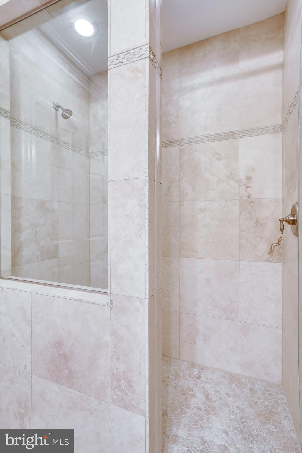 CEDAR CREST - Residential